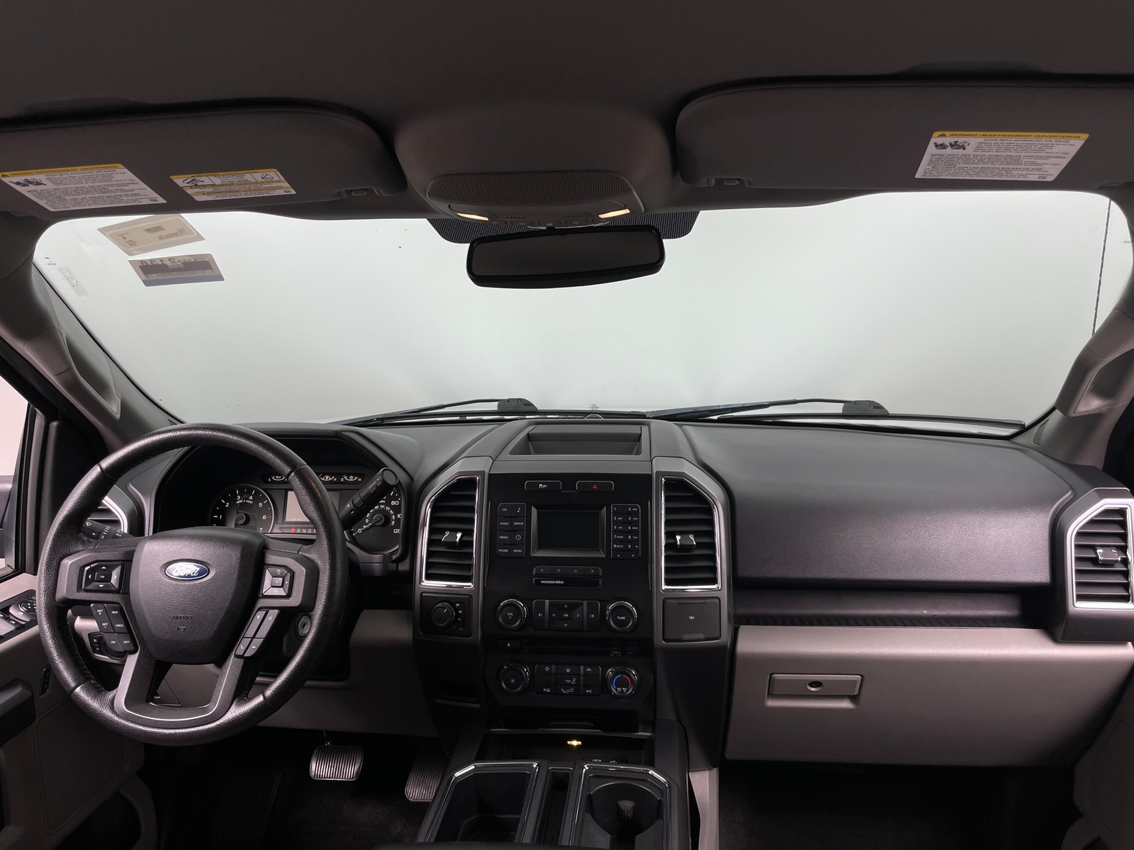 Thumbnail: 2015 Ford Econoline - 3