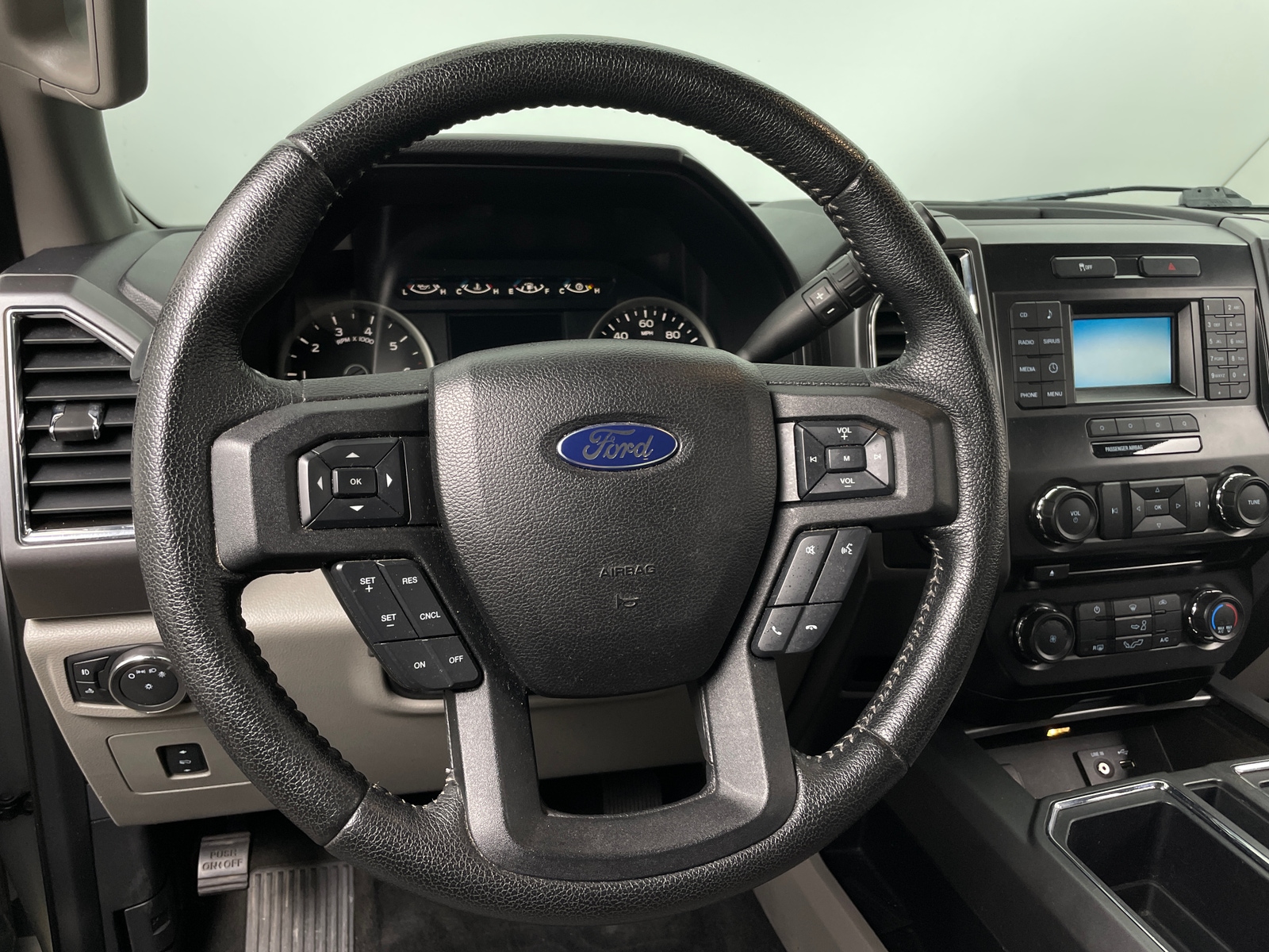 Thumbnail: 2015 Ford Econoline - 5