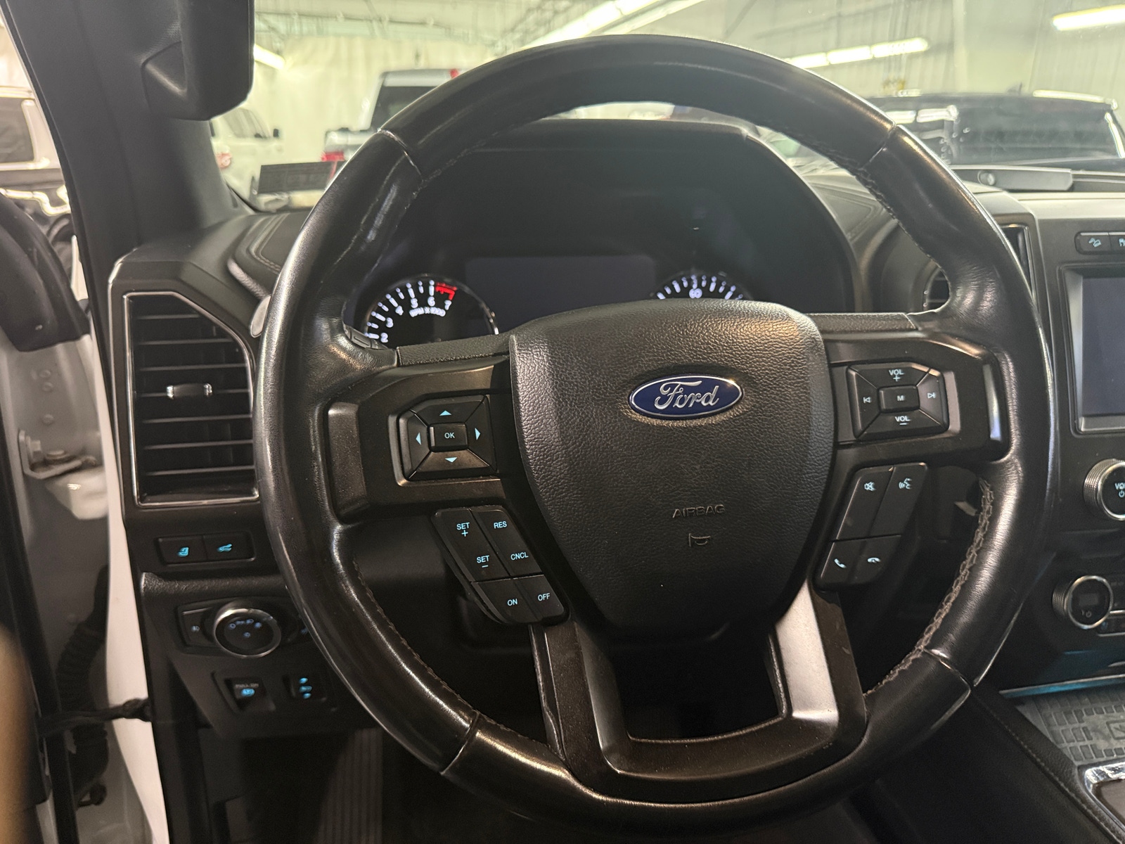 Thumbnail: 2020 Ford Expedition MAX - 4