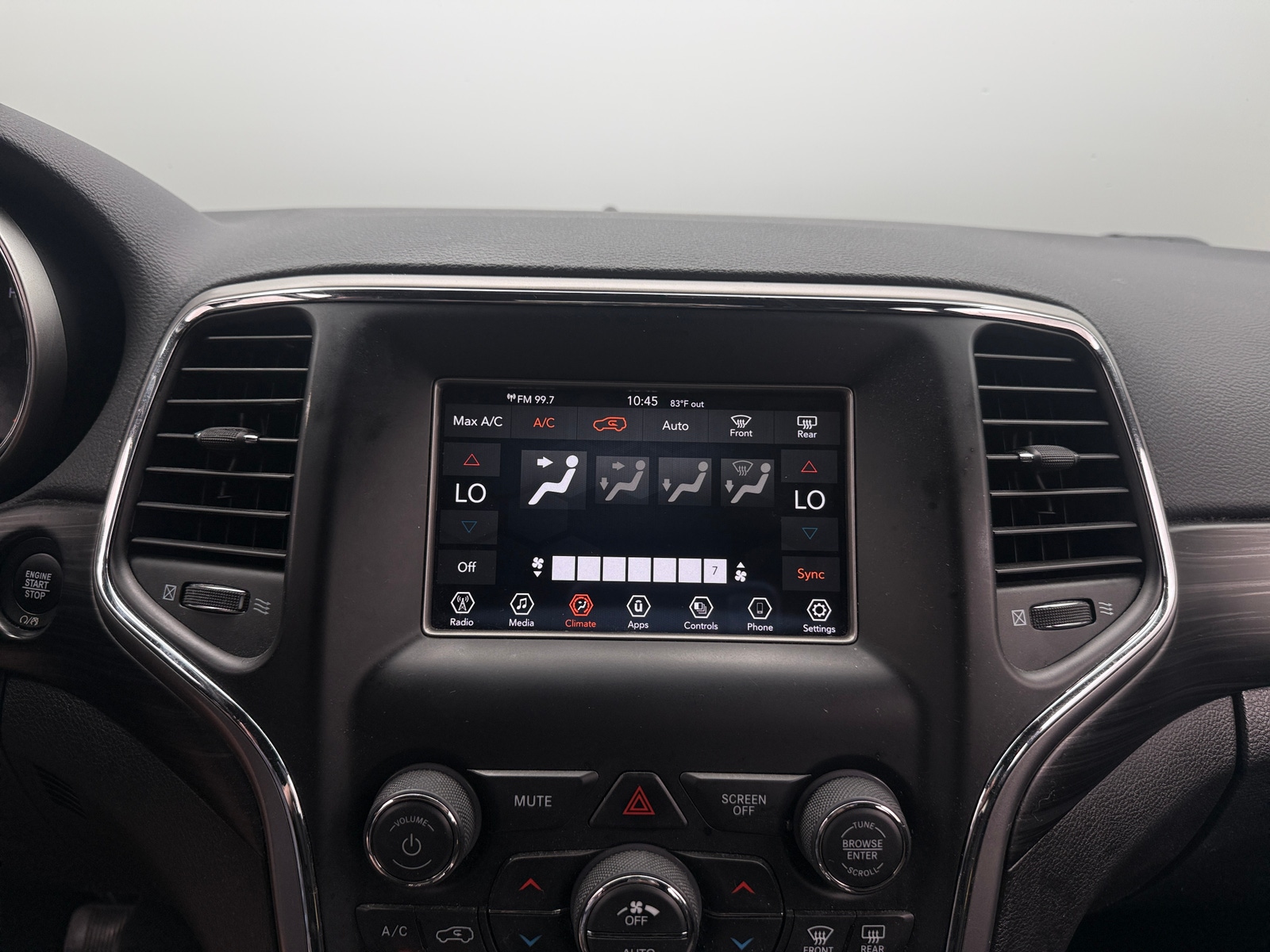 Thumbnail: 2021 Jeep Grand Cherokee - 4
