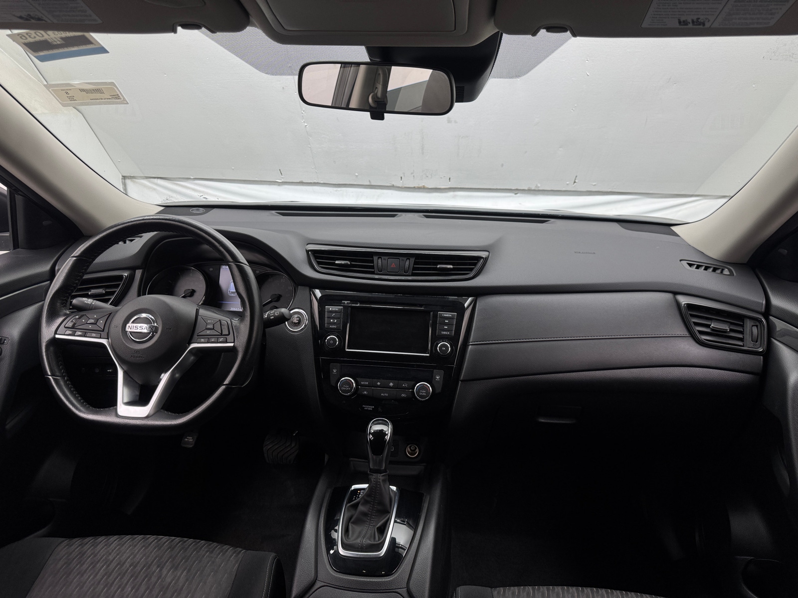 Thumbnail: 2020 Nissan Rogue - 3
