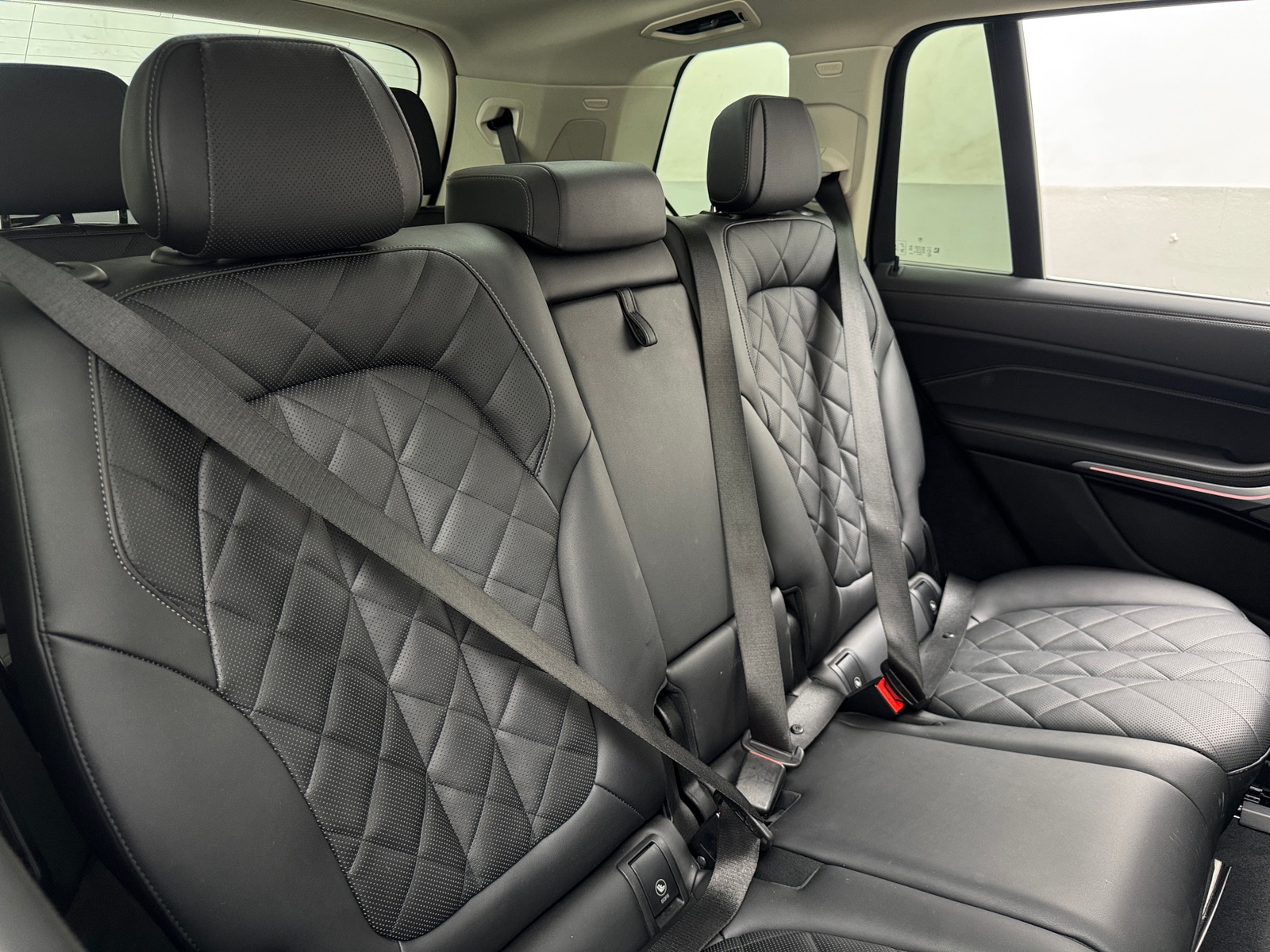 Thumbnail: 2024 BMW X7 - 5