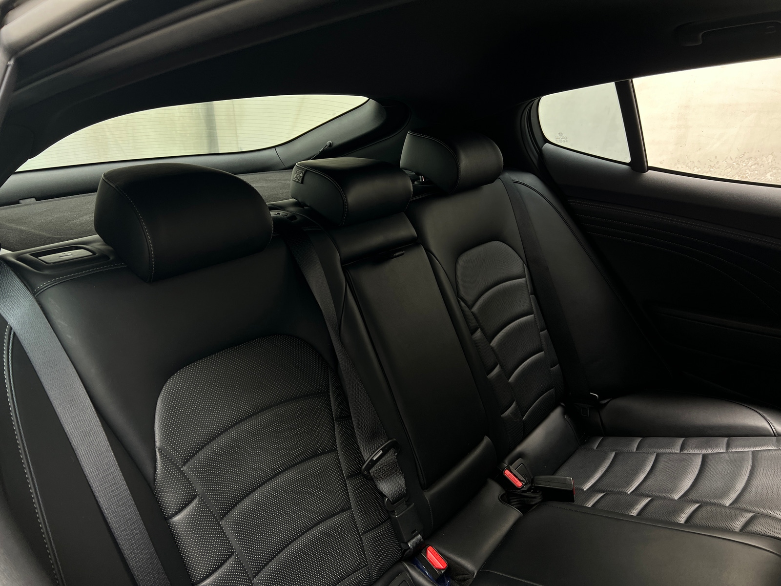 Thumbnail: 2022 Kia Stinger - 5