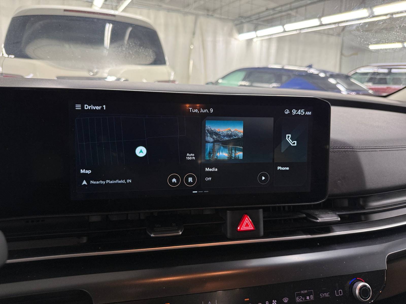 Thumbnail: 2025 Kia Carnival - 3