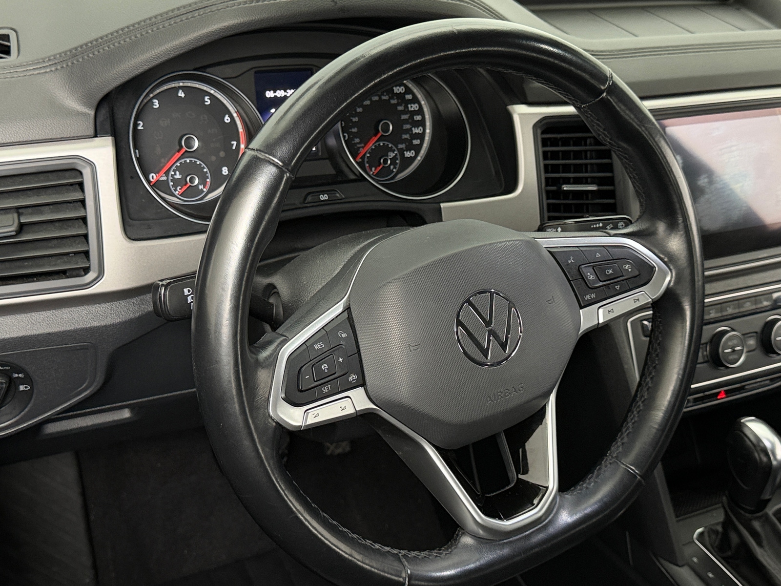 Thumbnail: 2020 Volkswagen Atlas - 4