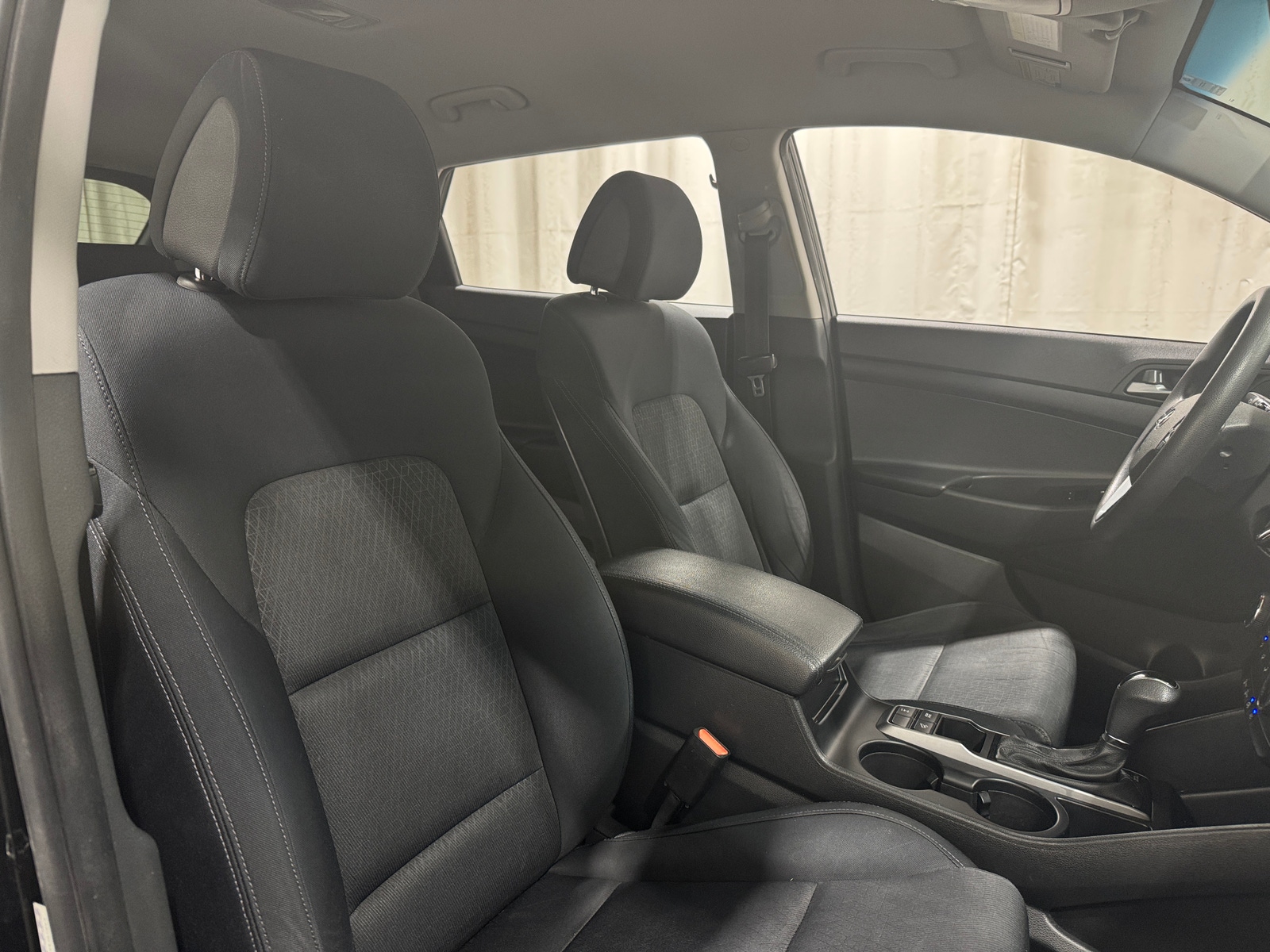Thumbnail: 2016 Hyundai Tucson - 2