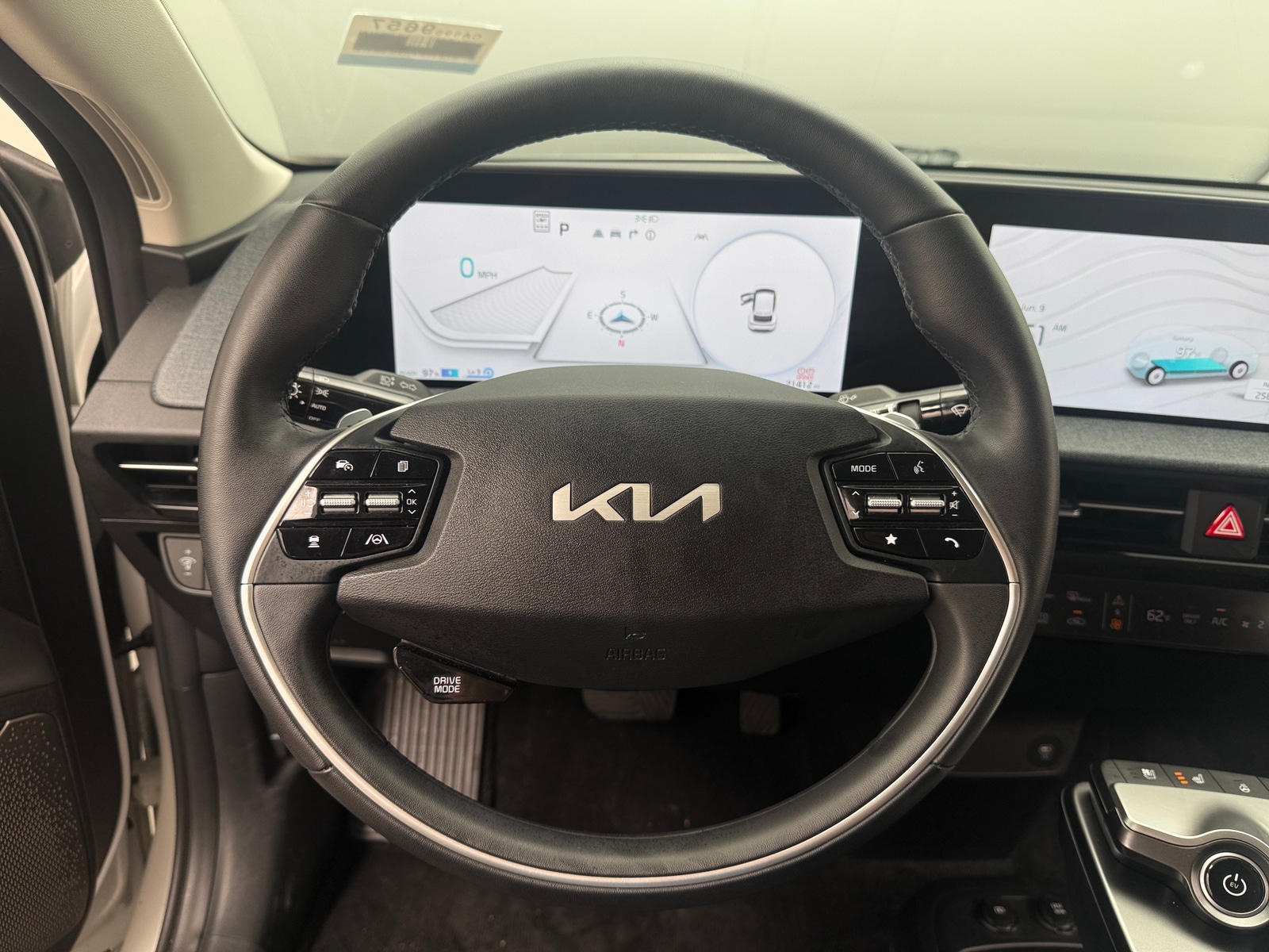 Thumbnail: 2023 Kia EV6 - 4
