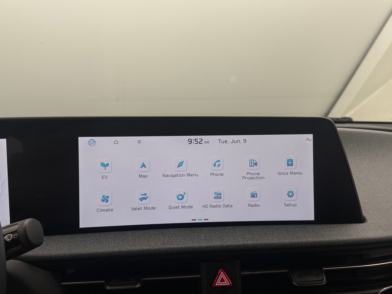 Thumbnail: 2023 Kia EV6 - 3