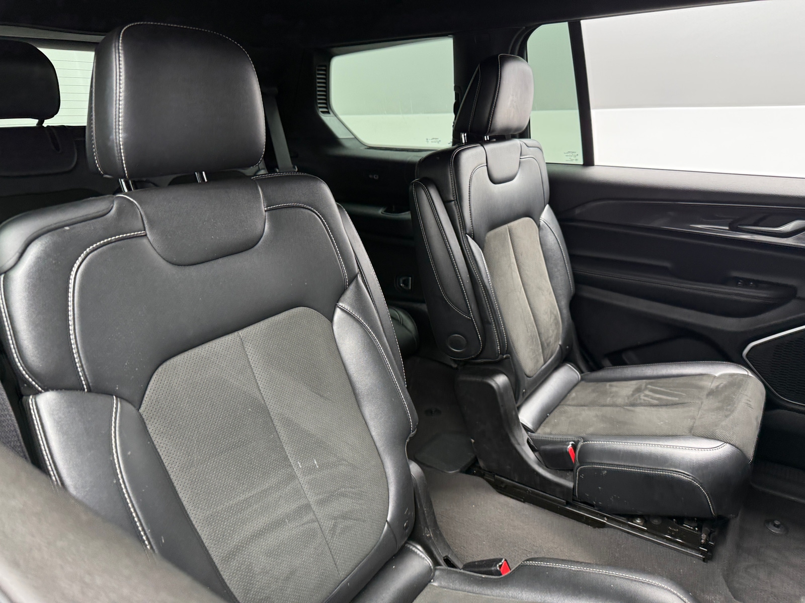 Thumbnail: 2021 Jeep Grand Cherokee L - 5