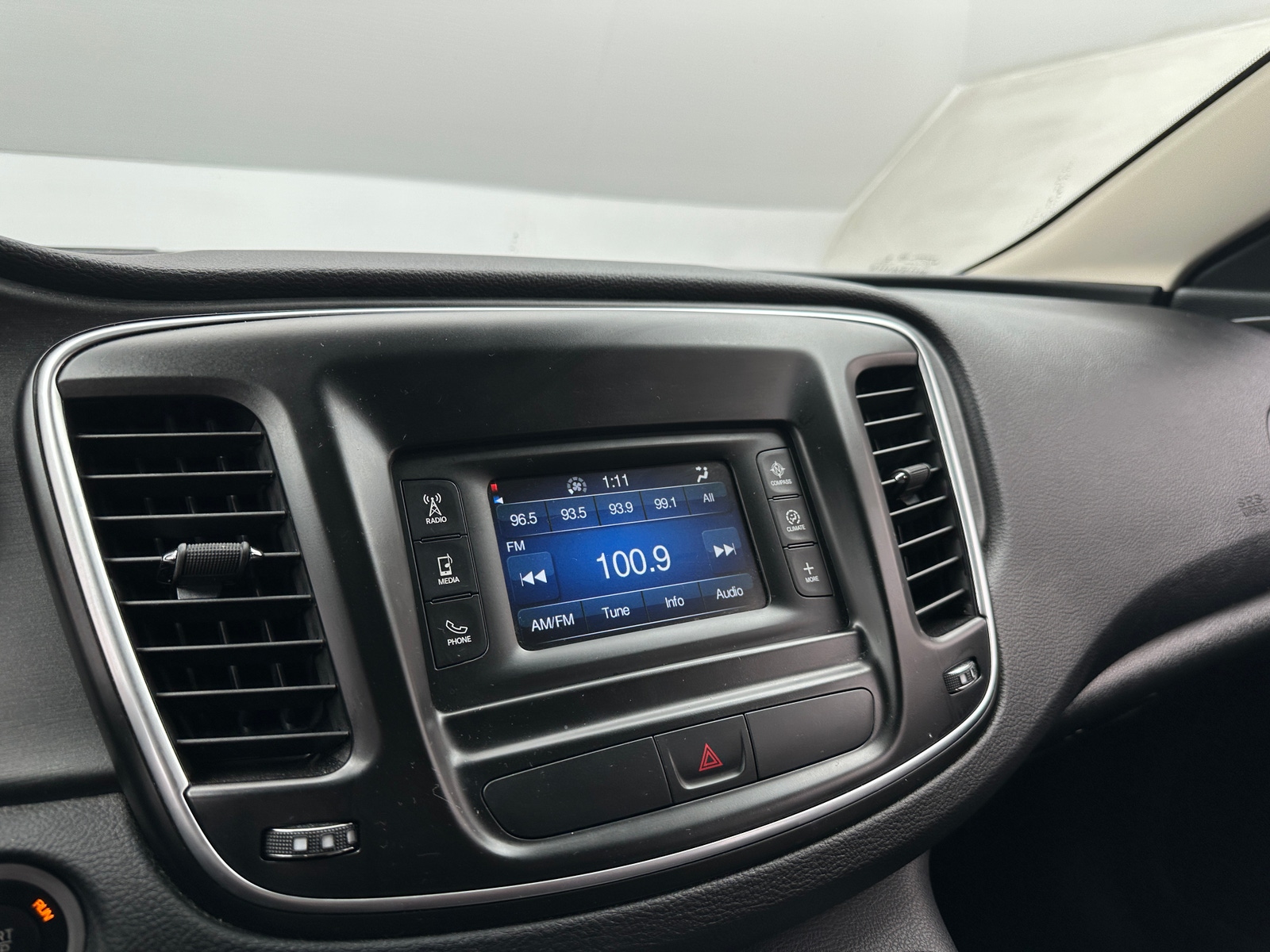 Thumbnail: 2016 Chrysler 200 - 4
