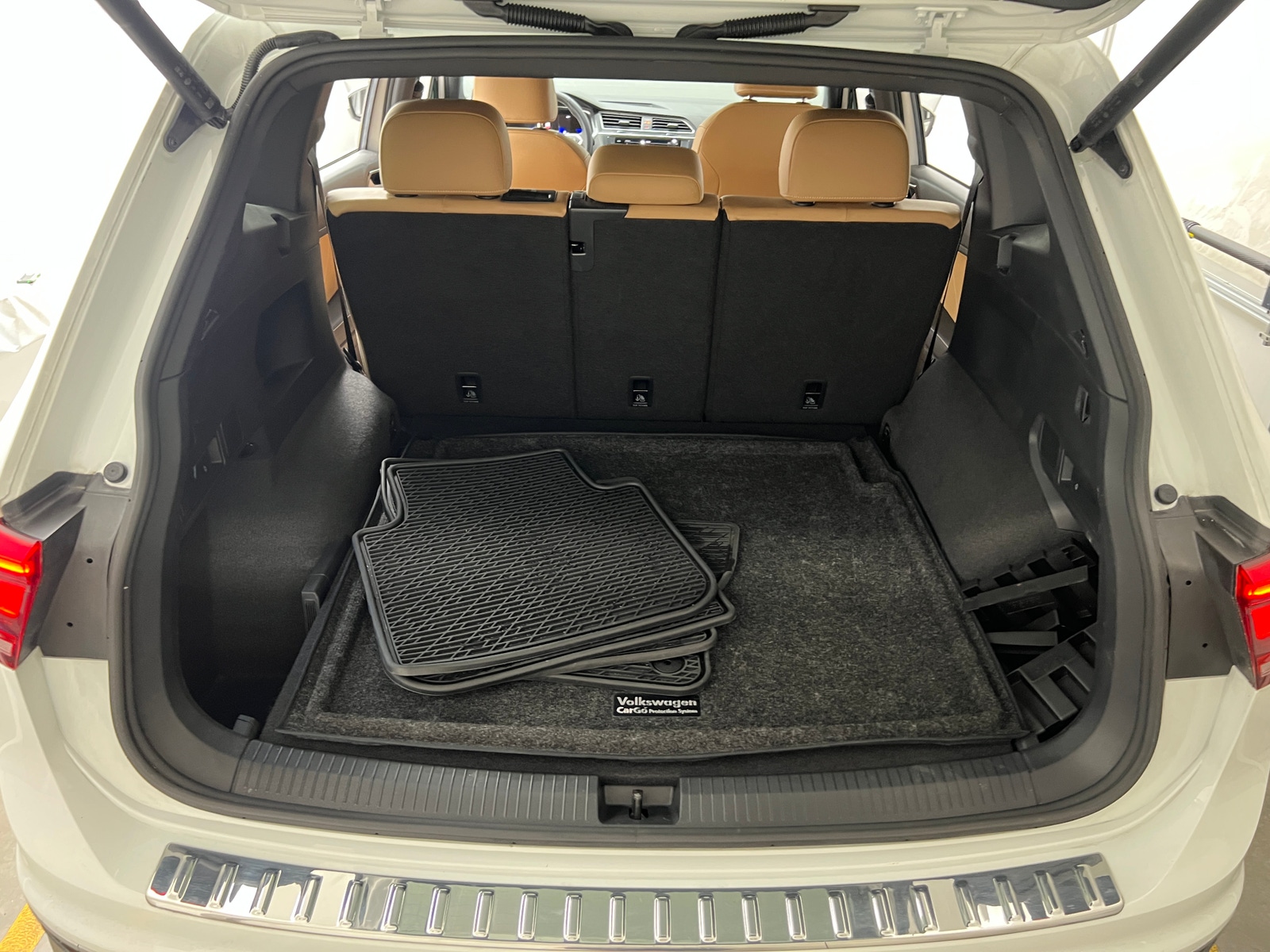 Thumbnail: 2024 Volkswagen Tiguan - 6