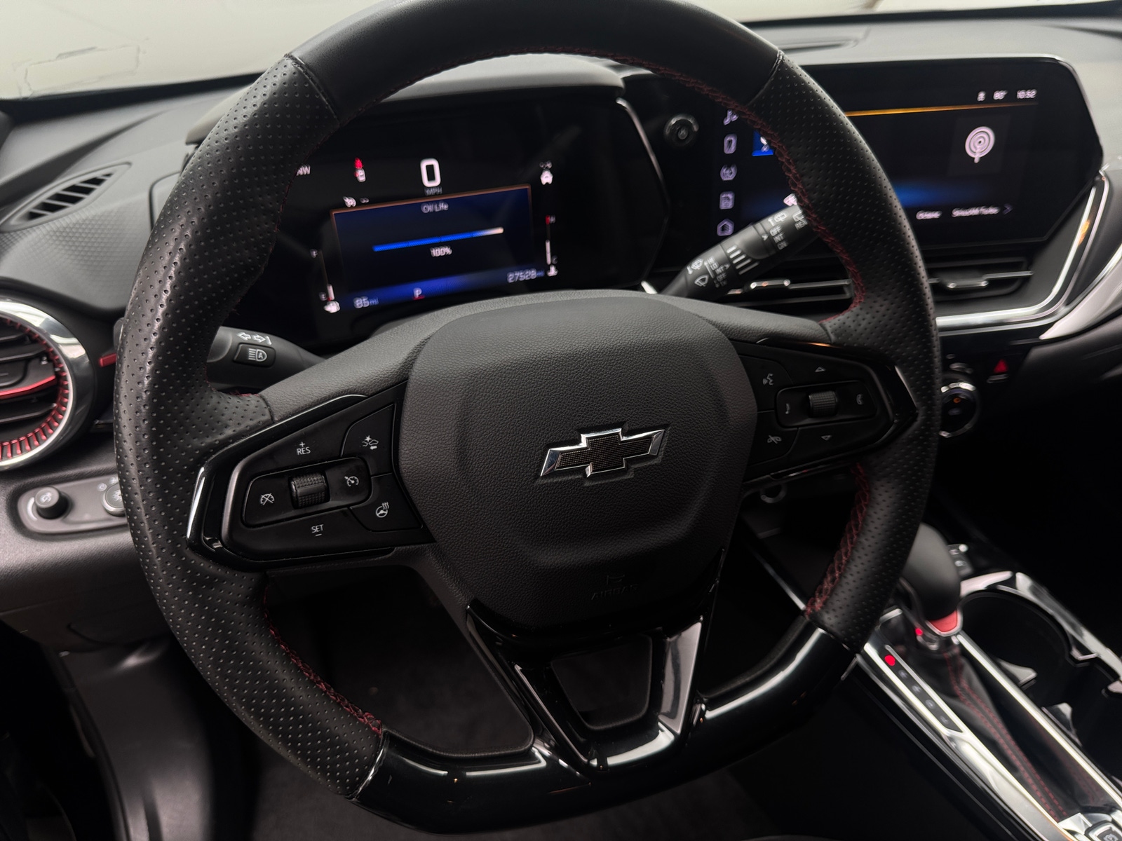 Thumbnail: 2025 Chevrolet Trax - 4