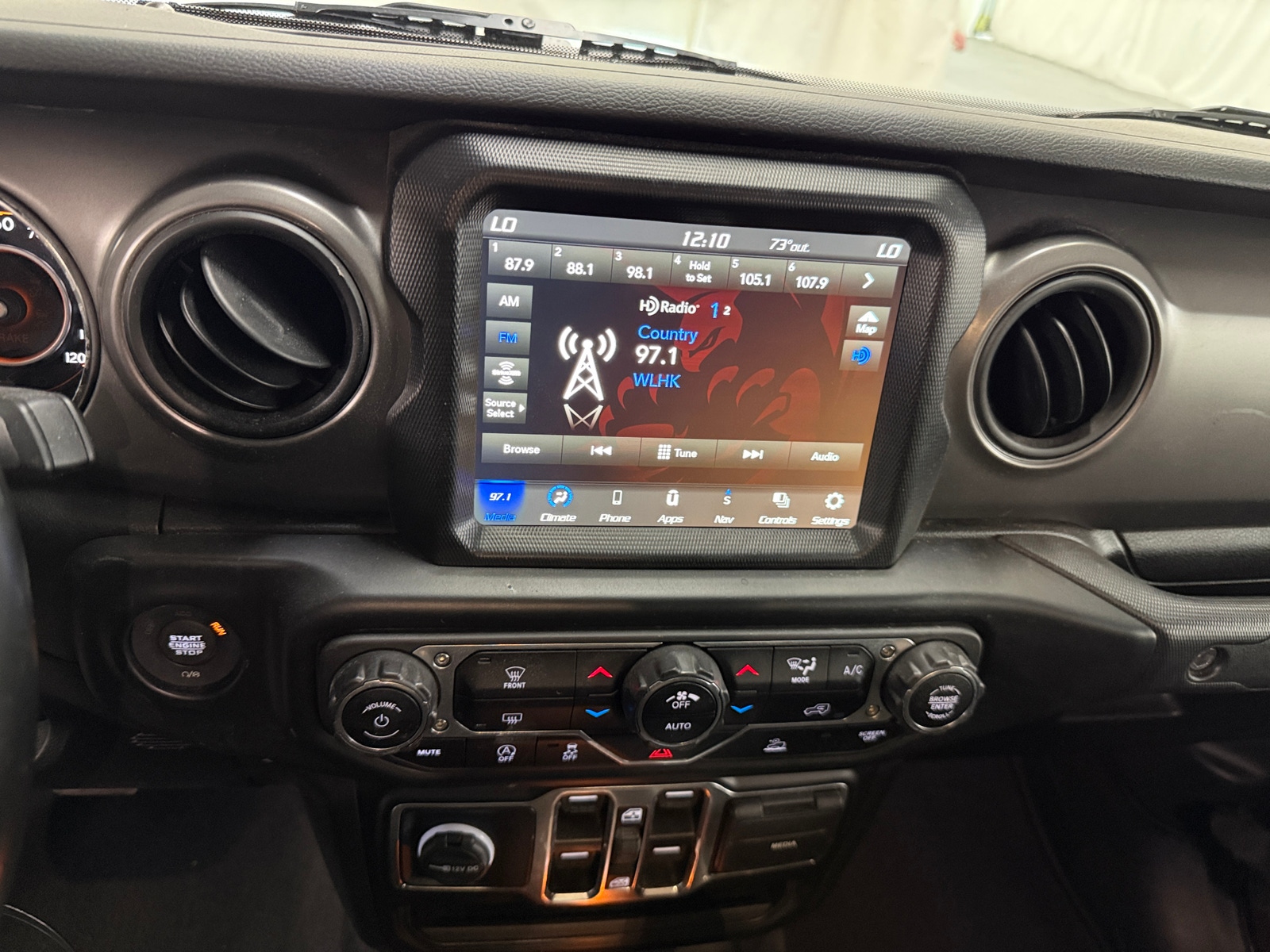 Thumbnail: 2022 Jeep Gladiator - 4