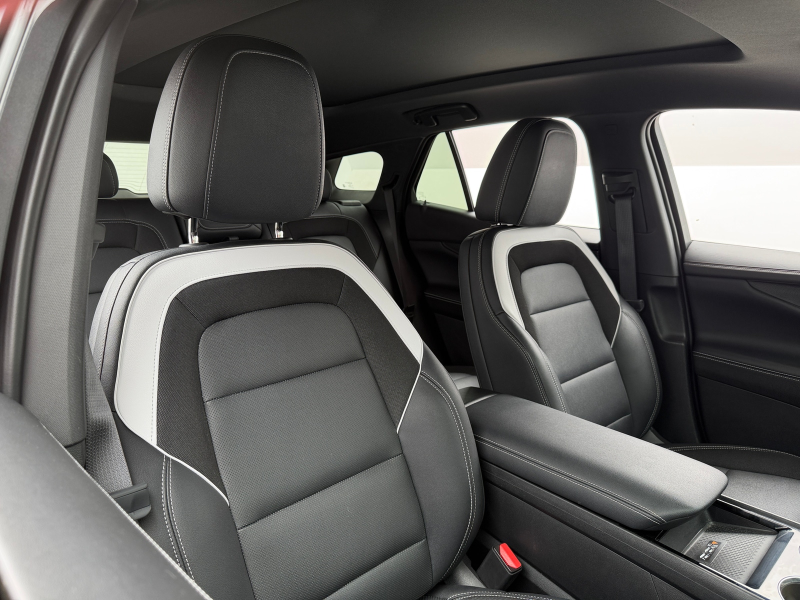 Thumbnail: 2024 Chevrolet Blazer EV - 2