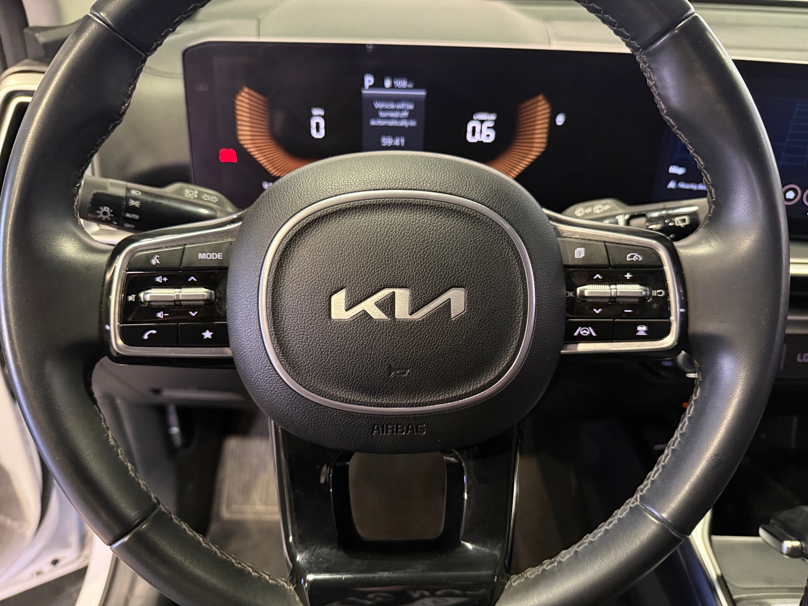Thumbnail: 2024 Kia Sorento - 4