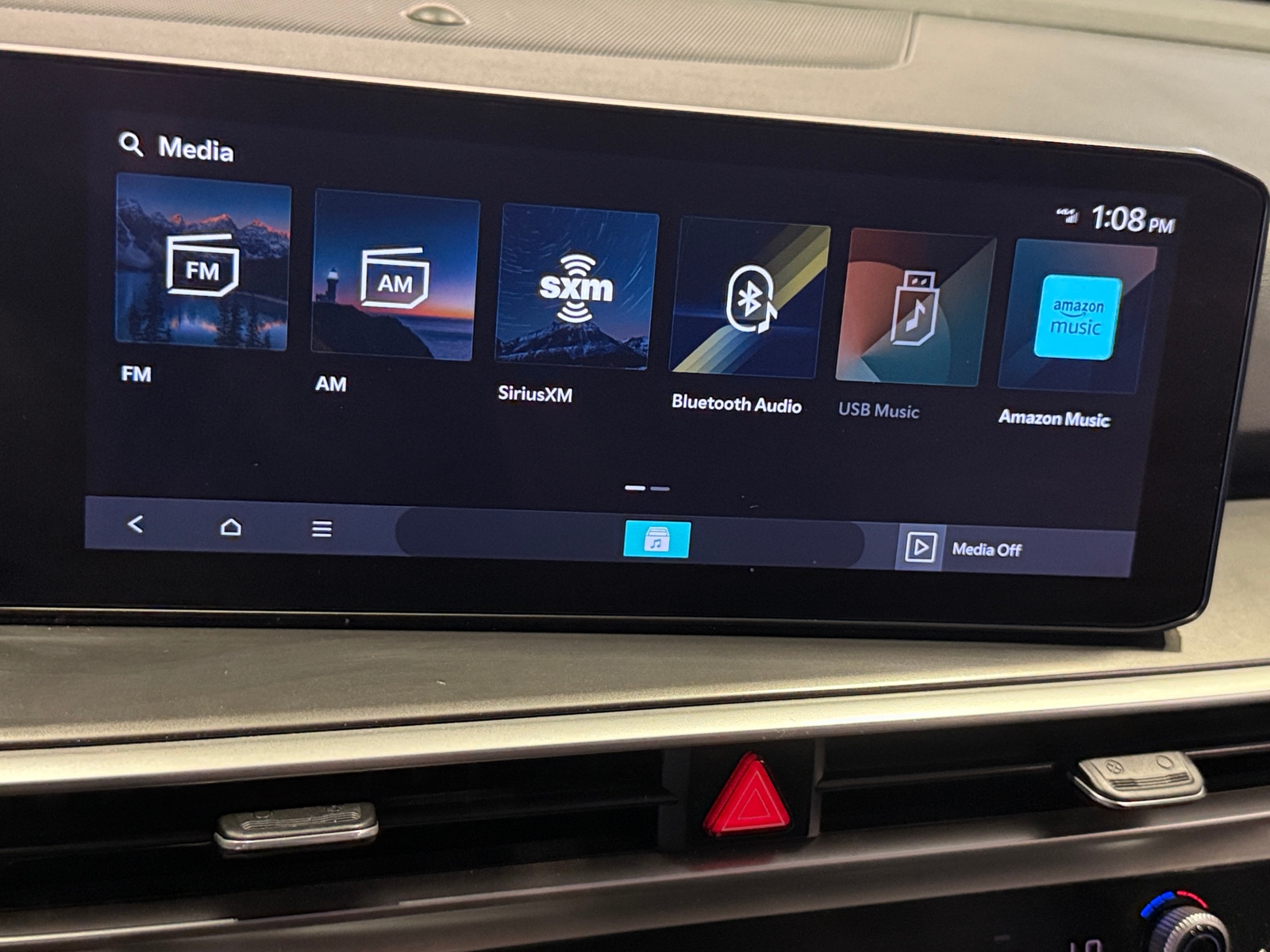 Thumbnail: 2024 Kia Sorento - 3