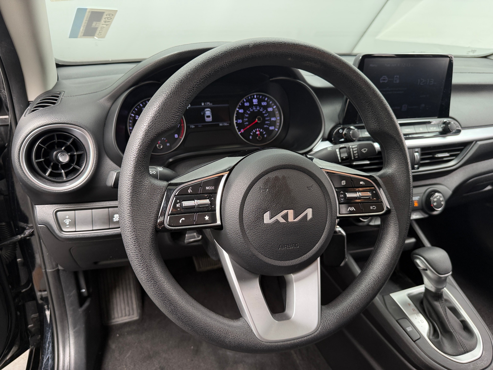 Thumbnail: 2023 Kia Forte - 5