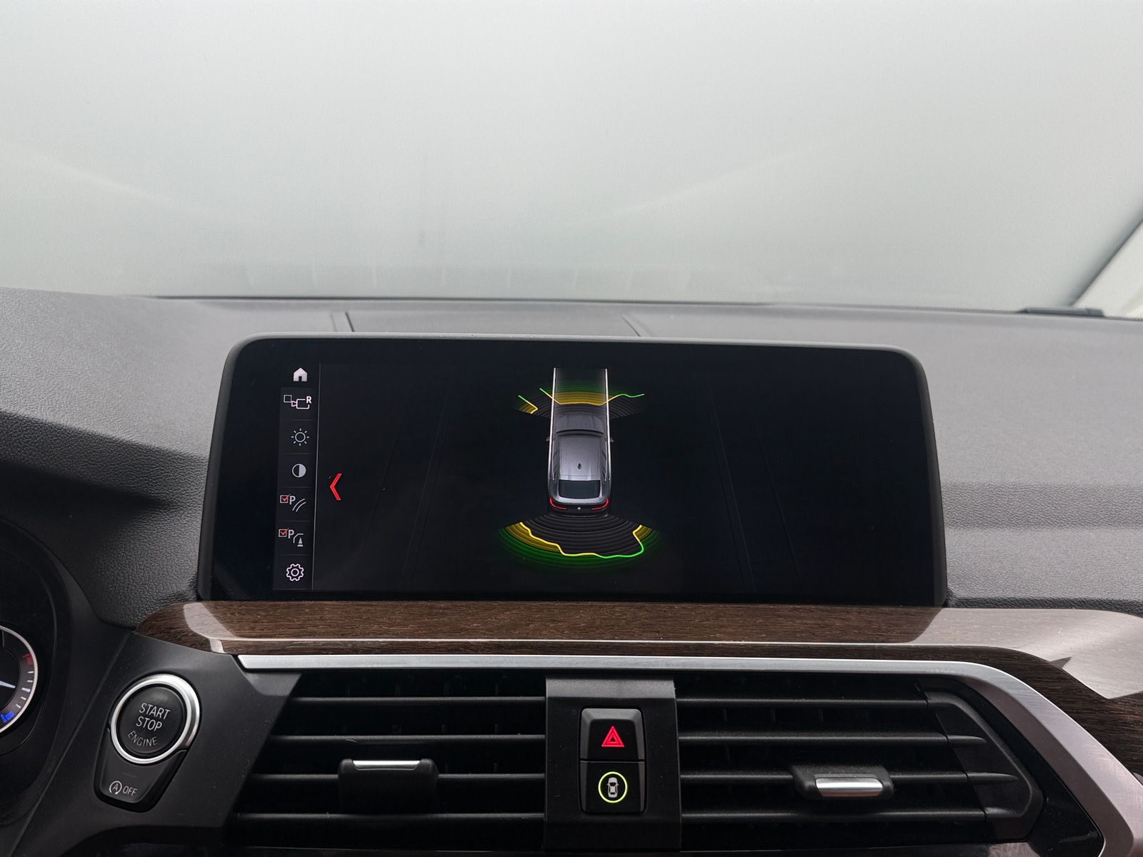 Thumbnail: 2019 BMW X4 - 3