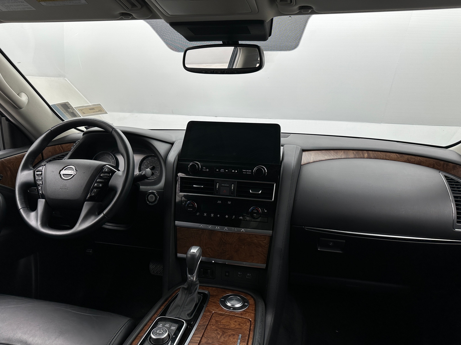 Thumbnail: 2024 Nissan Armada - 2