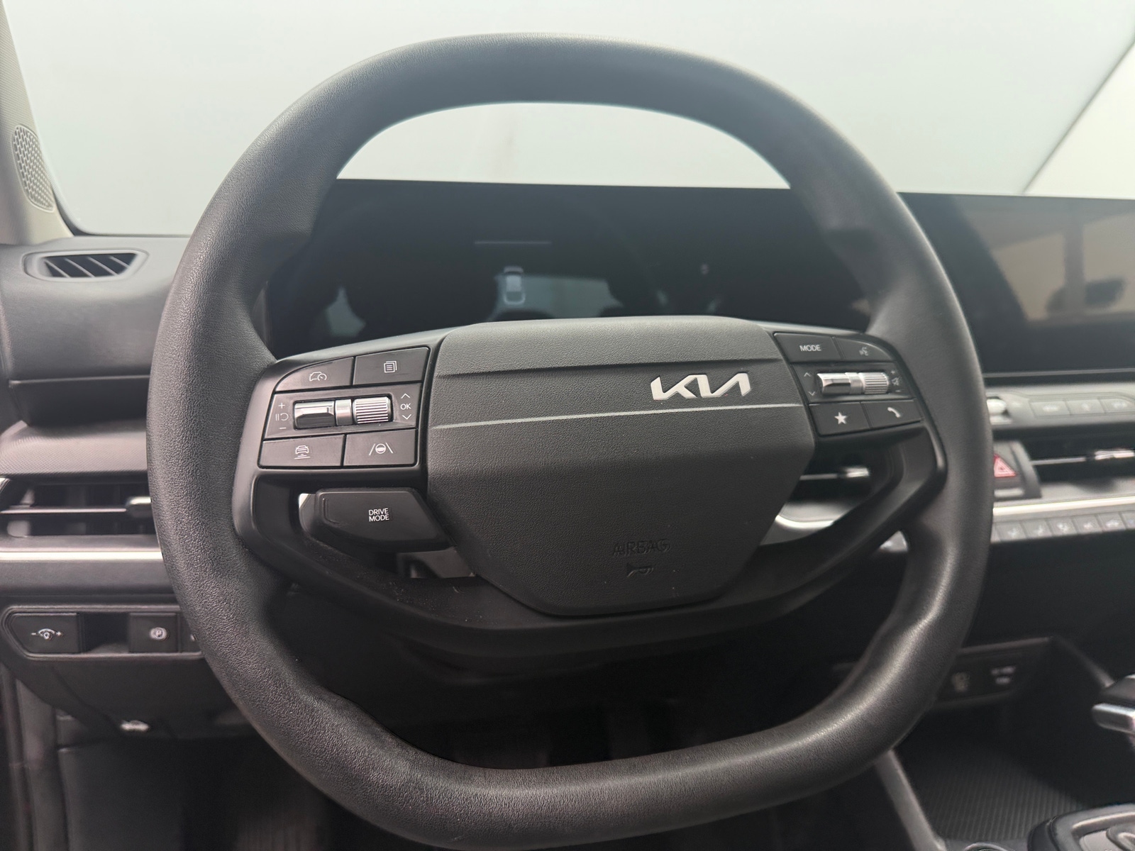 Thumbnail: 2025 Kia K4 - 5