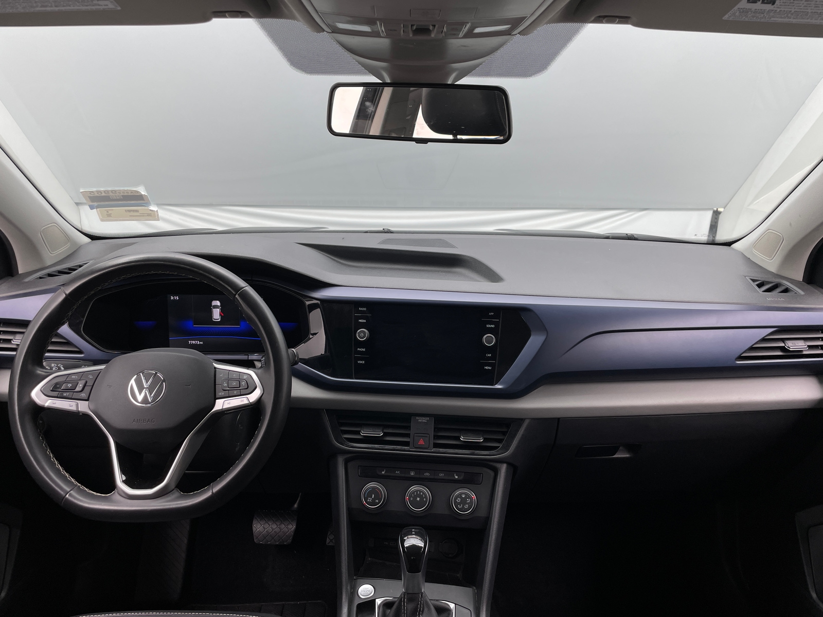 Thumbnail: 2022 Volkswagen Taos - 2