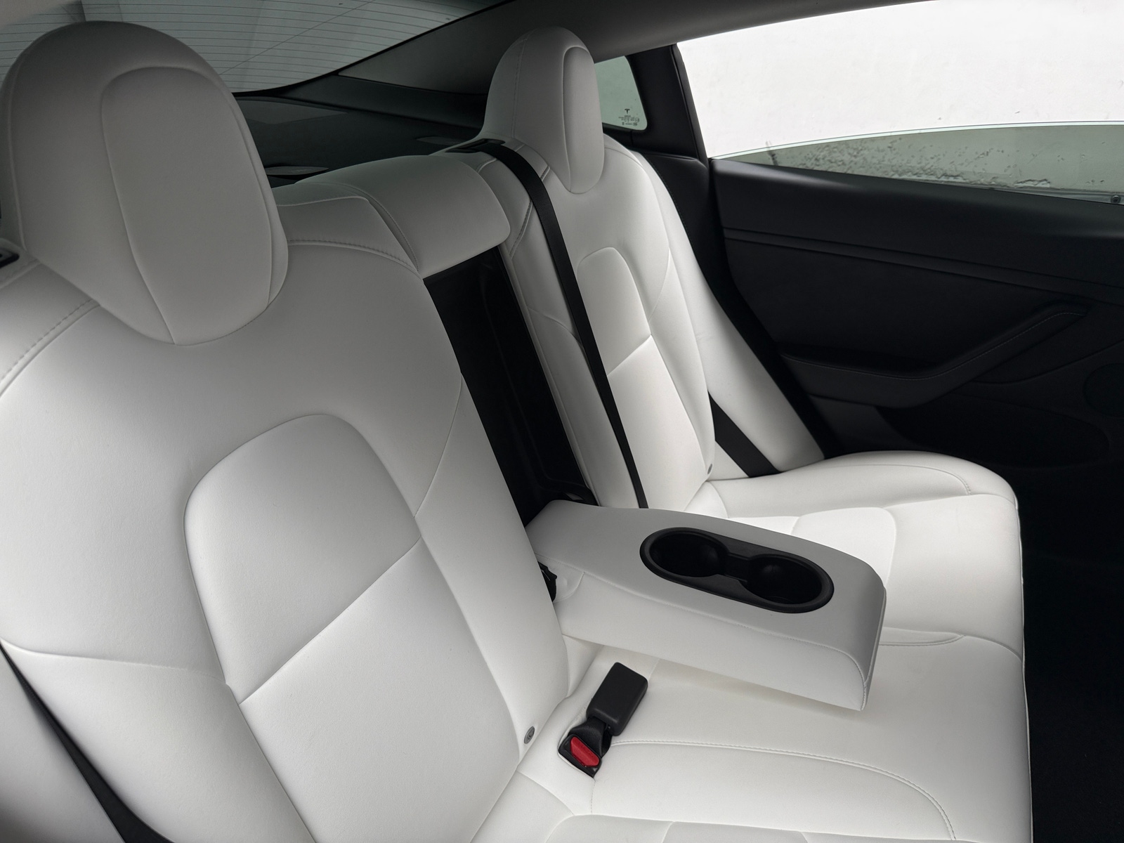 Thumbnail: 2022 Tesla Model 3 - 5