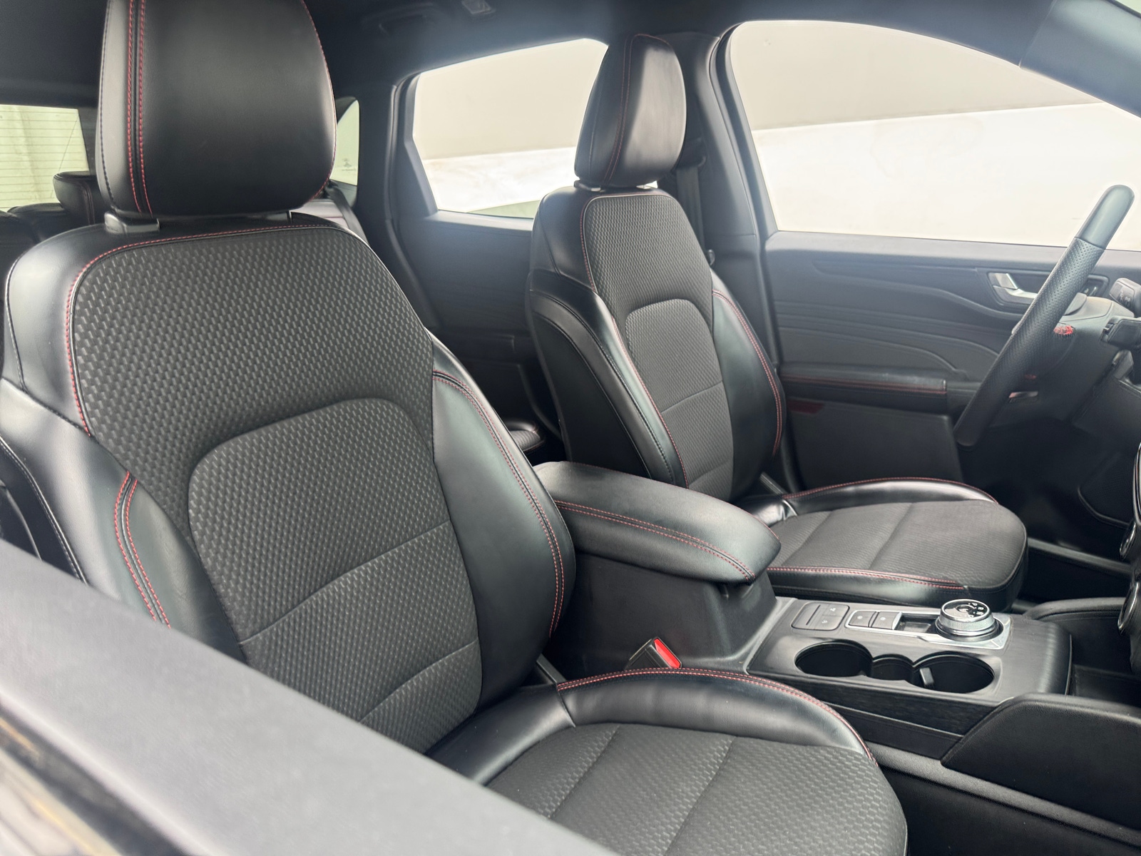 Thumbnail: 2023 Ford Escape - 2