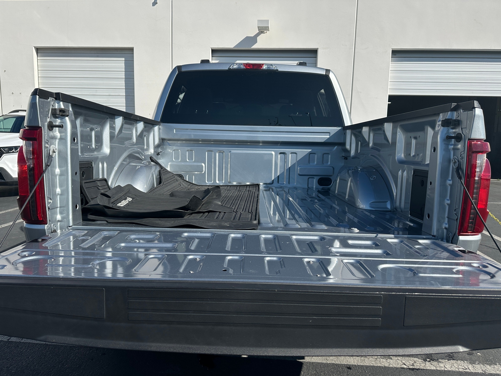 Thumbnail: 2025 Ford Econoline - 7