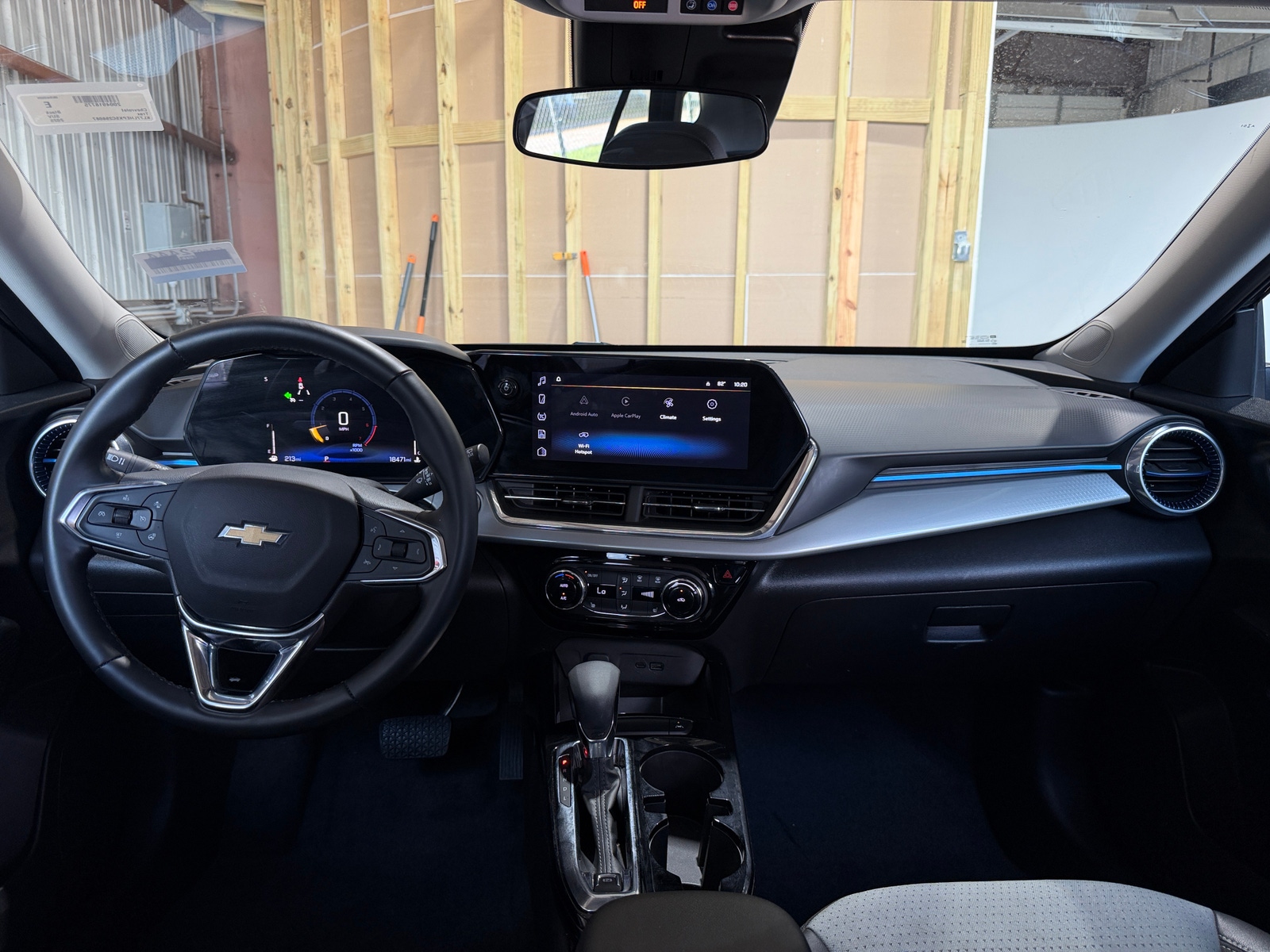 Thumbnail: 2025 Chevrolet Trax - 3