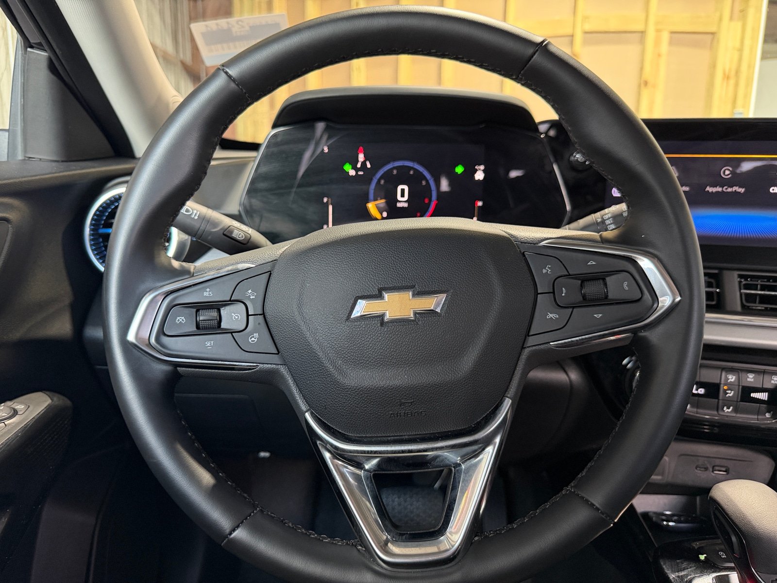 Thumbnail: 2025 Chevrolet Trax - 5