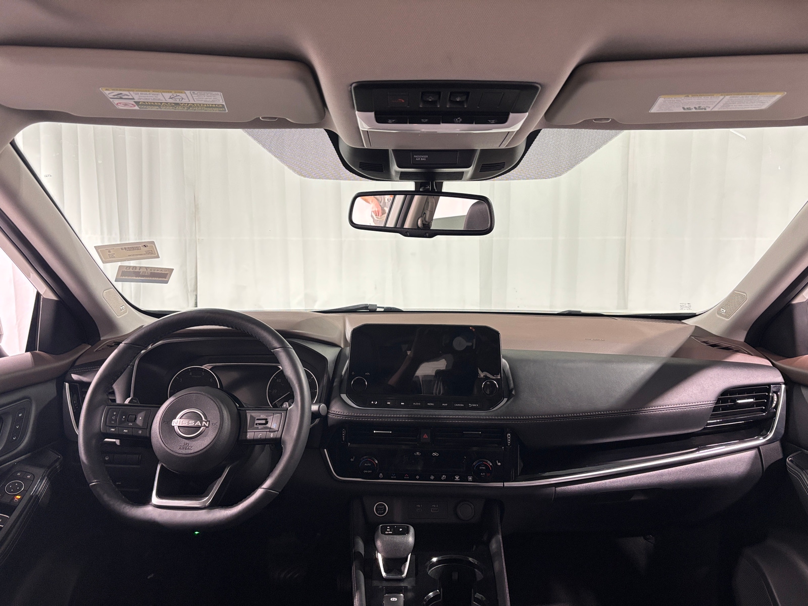 Thumbnail: 2023 Nissan Rogue - 2