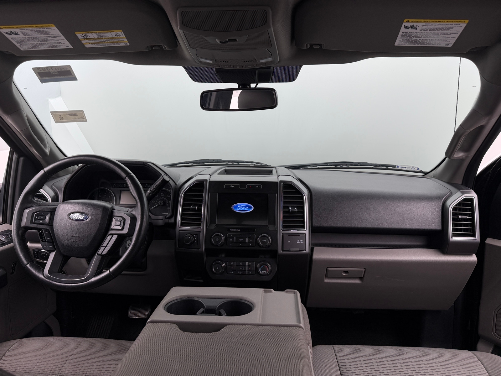 Thumbnail: 2019 Ford Econoline - 3