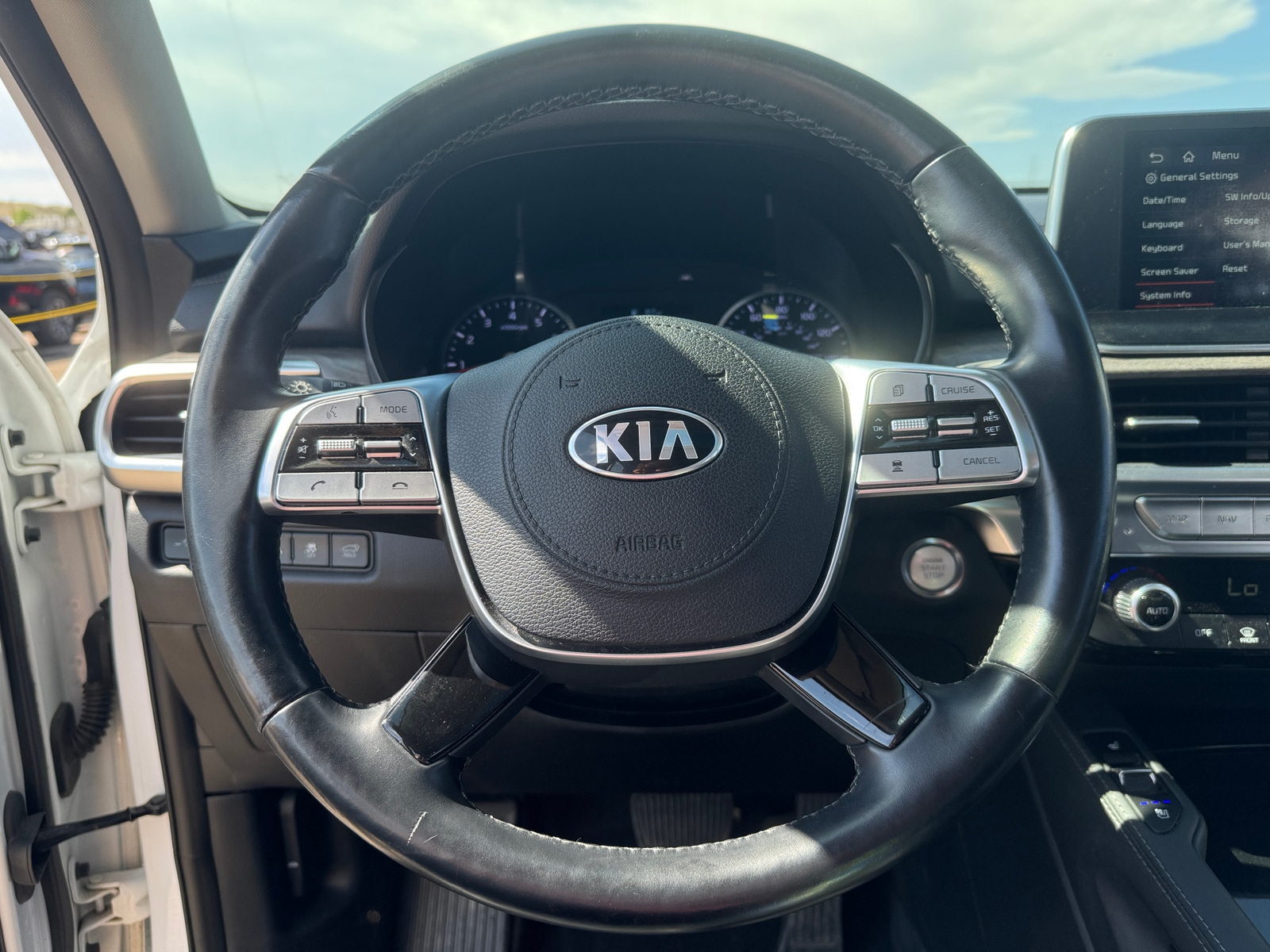 Thumbnail: 2020 Kia Telluride - 4