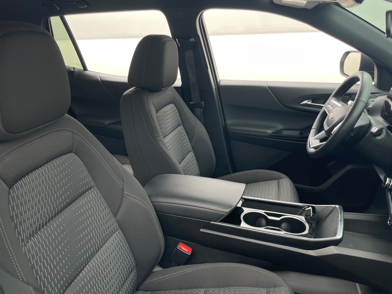Thumbnail: 2025 Chevrolet Equinox - 2