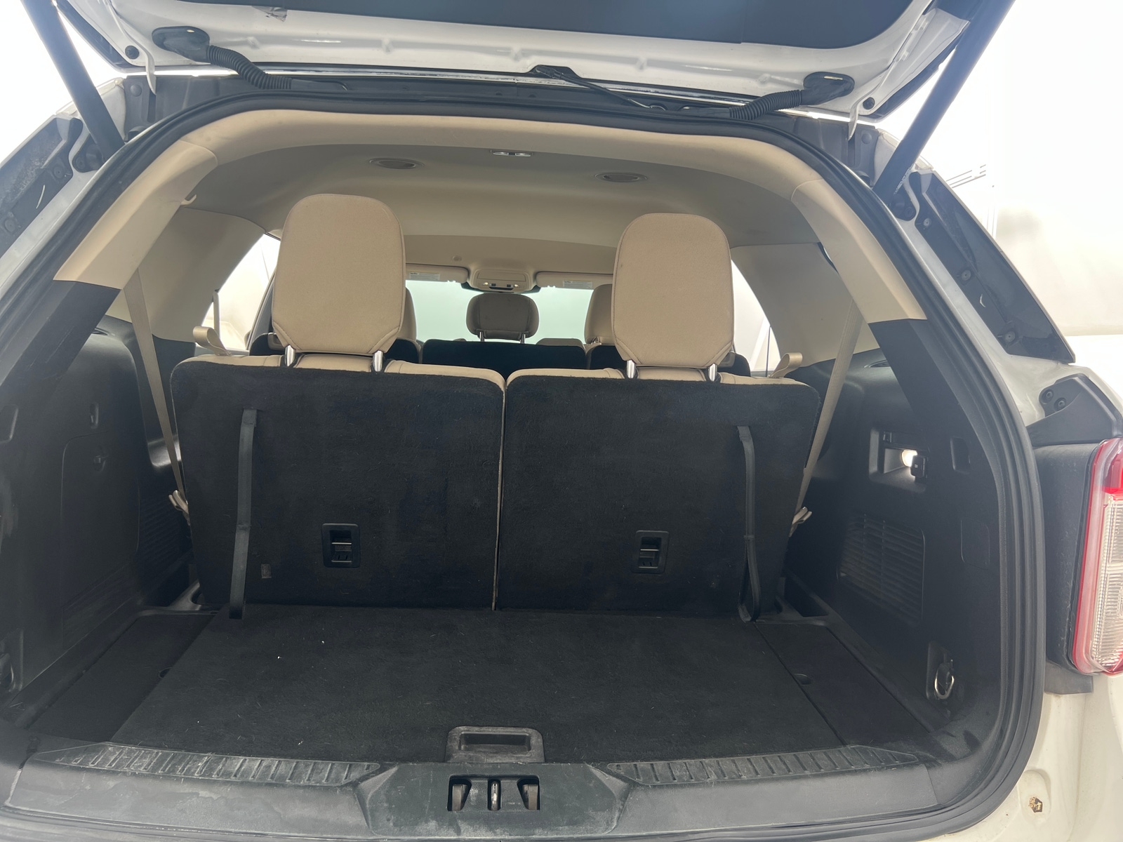 Thumbnail: 2020 Ford Explorer - 7
