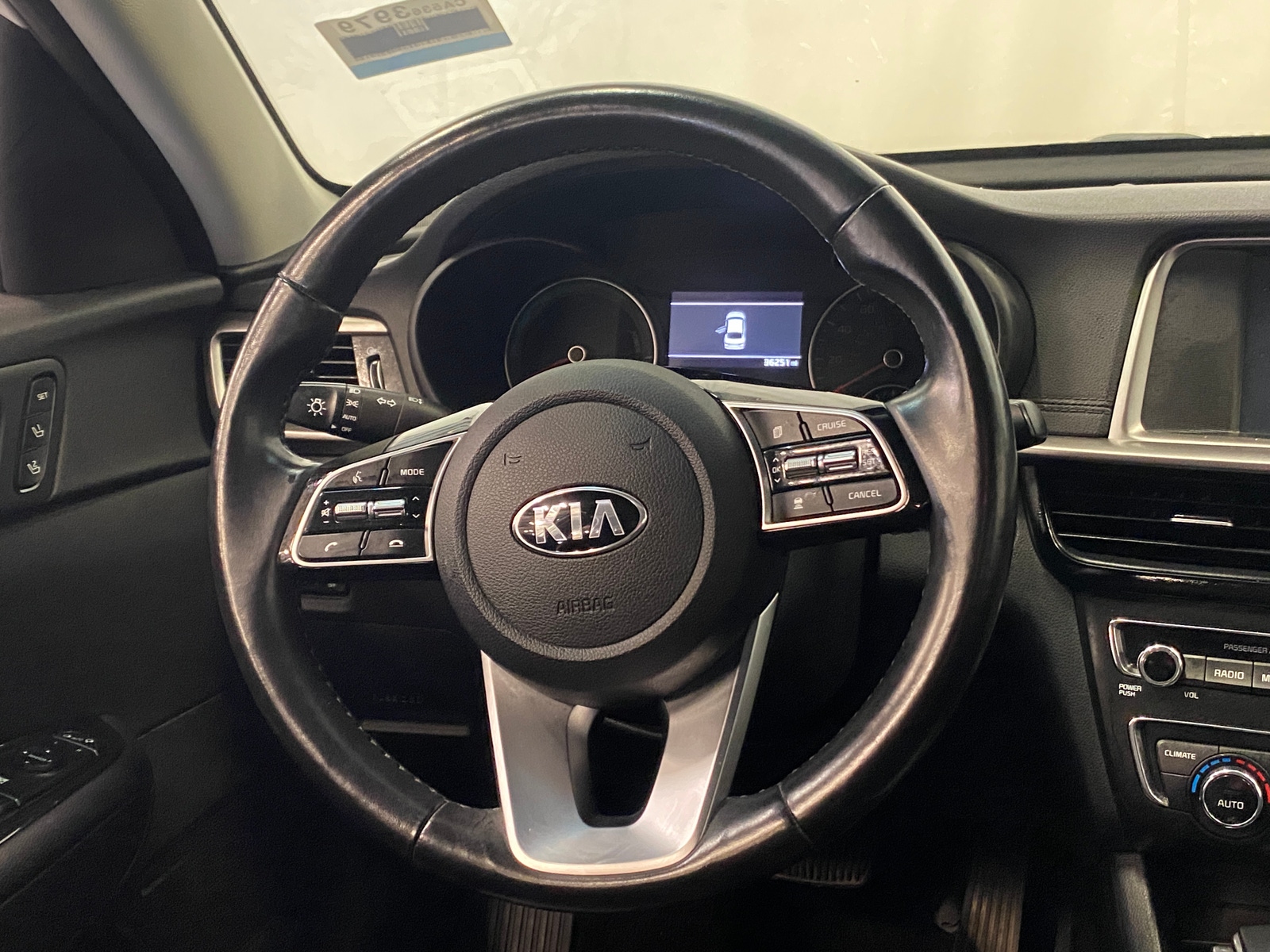 Thumbnail: 2020 Kia Optima - 4