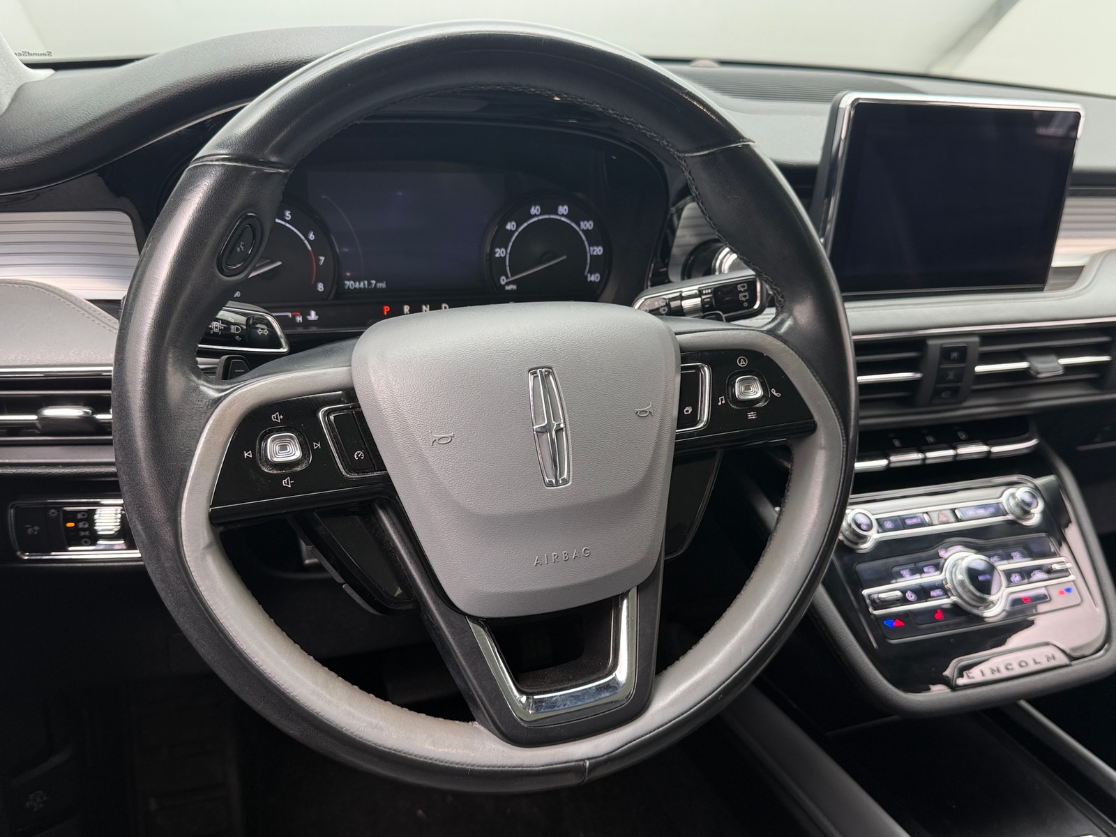 Thumbnail: 2020 Lincoln Corsair - 4