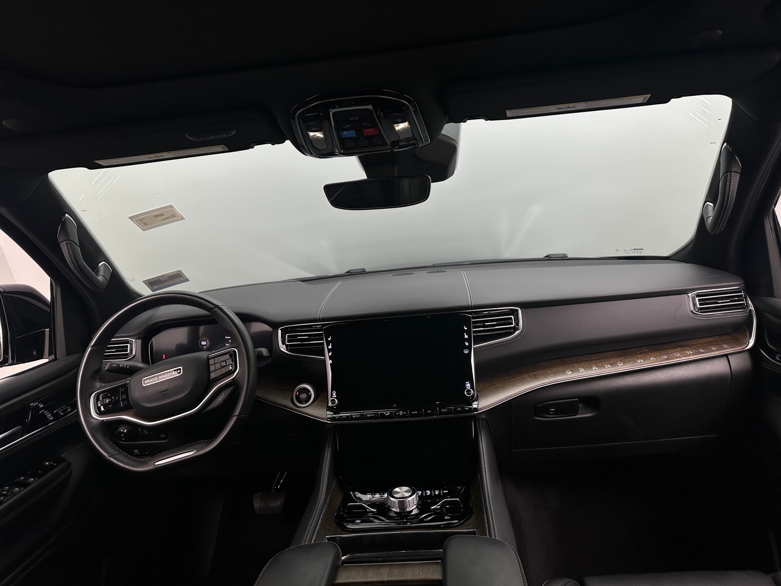 Thumbnail: 2022 Jeep Grand Wagoneer - 2
