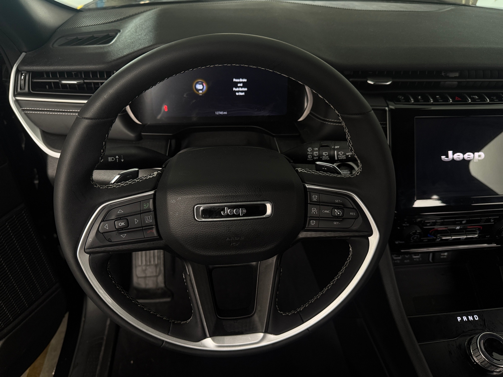 Thumbnail: 2023 Jeep Grand Cherokee - 4