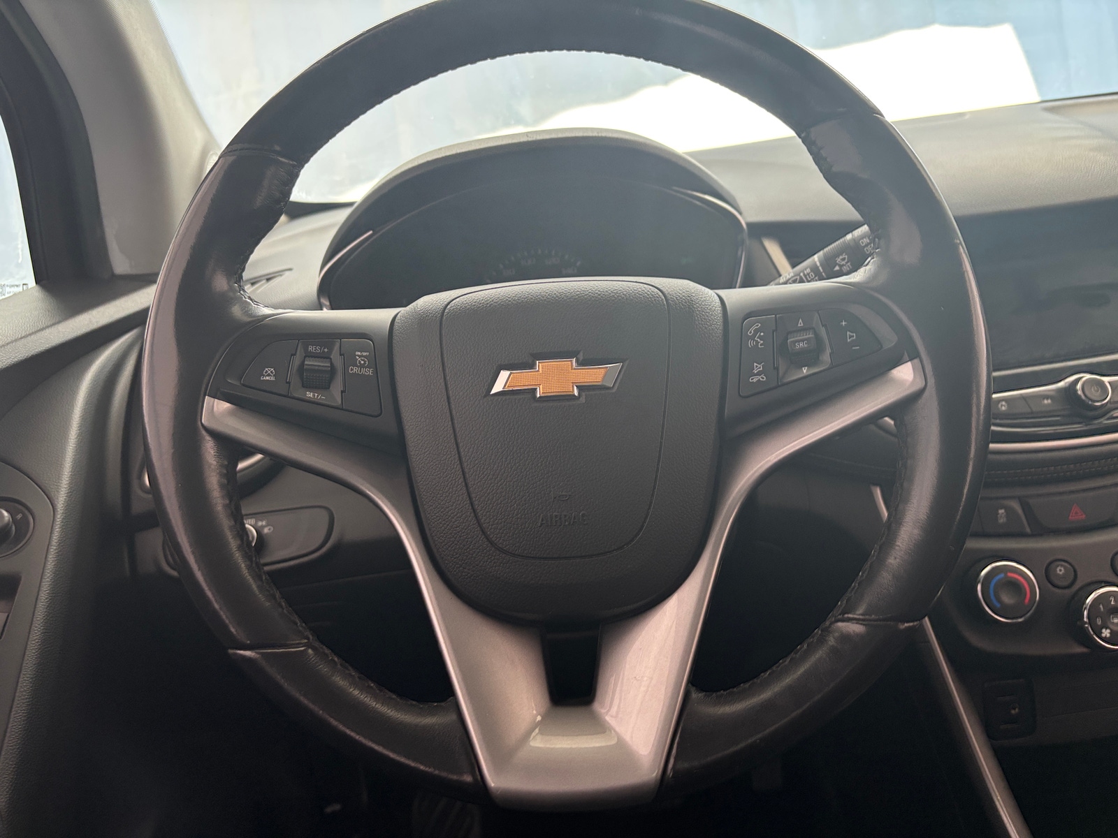Thumbnail: 2018 Chevrolet Trax - 5