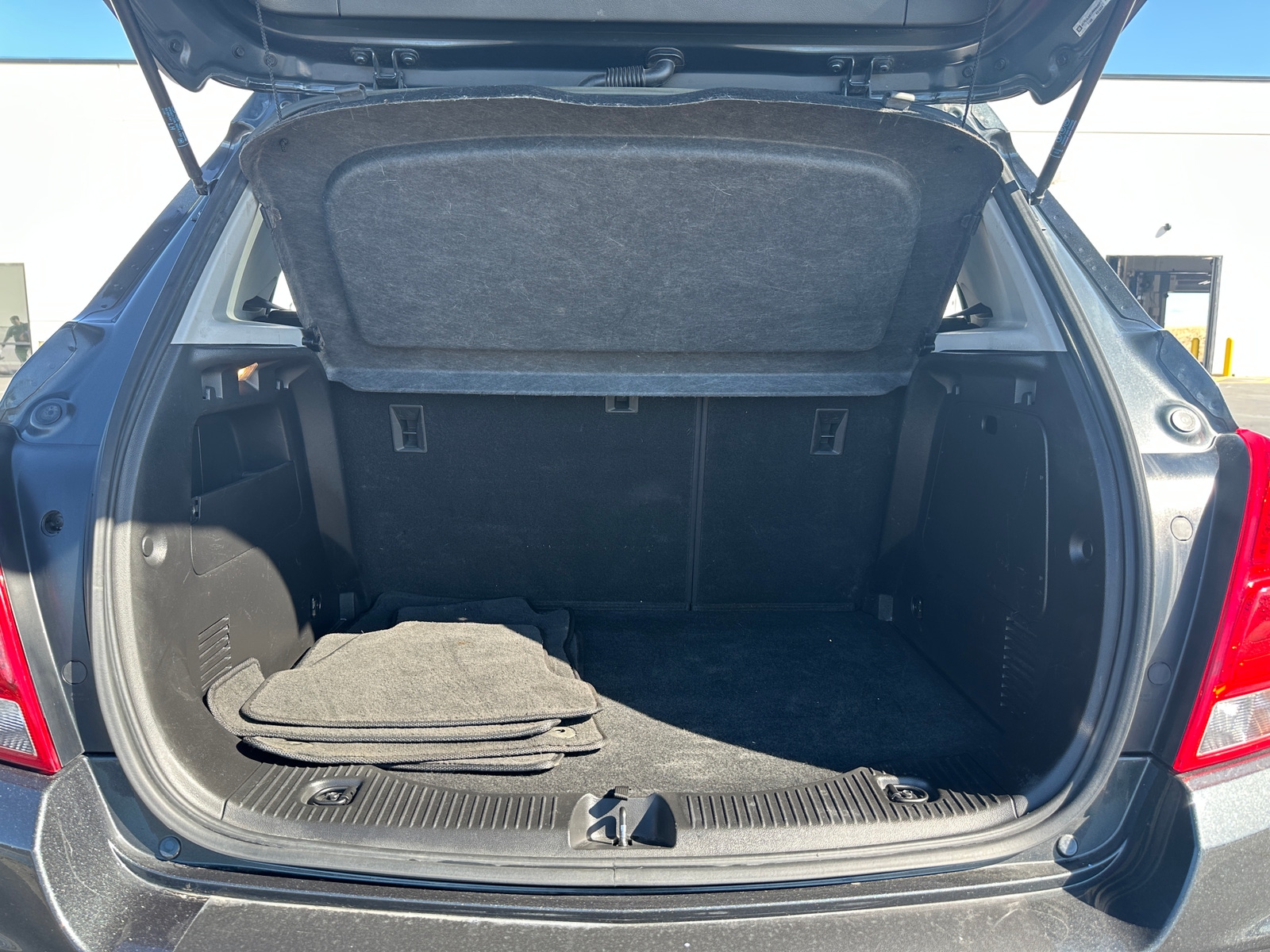 Thumbnail: 2018 Chevrolet Trax - 7