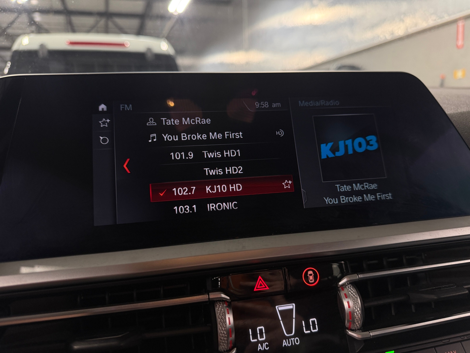 Thumbnail: 2020 BMW 3 Series - 3