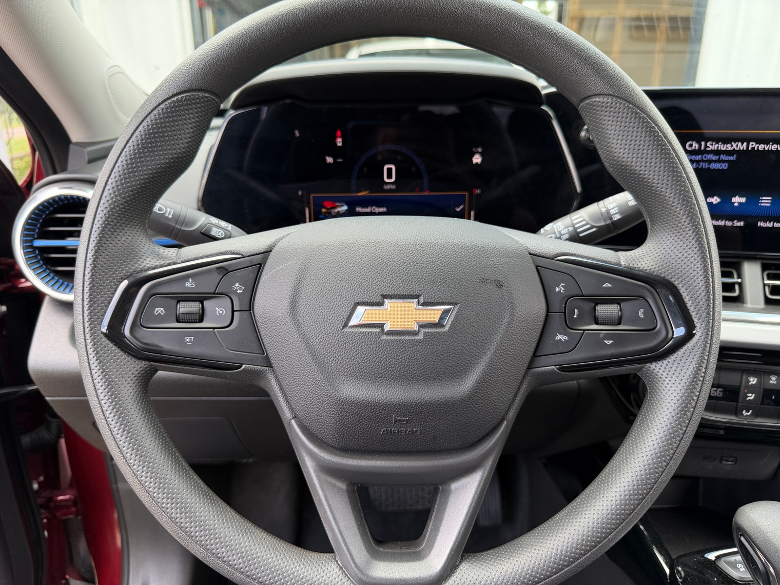 Thumbnail: 2025 Chevrolet Trax - 5