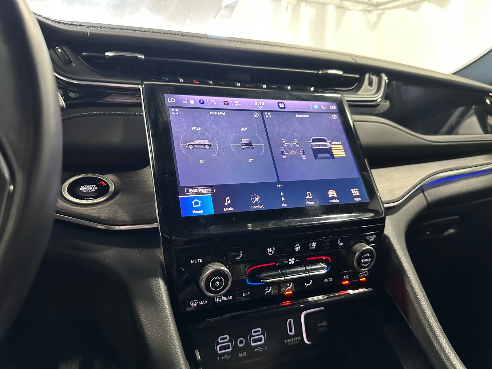 Thumbnail: 2022 Jeep Grand Cherokee - 3