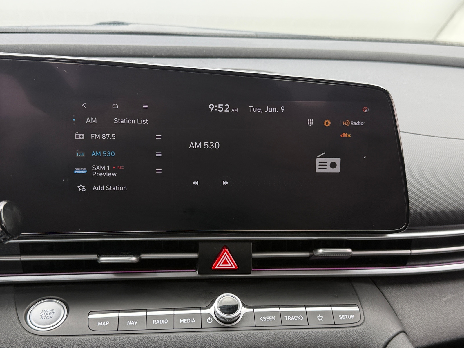 Thumbnail: 2022 Hyundai Elantra - 3