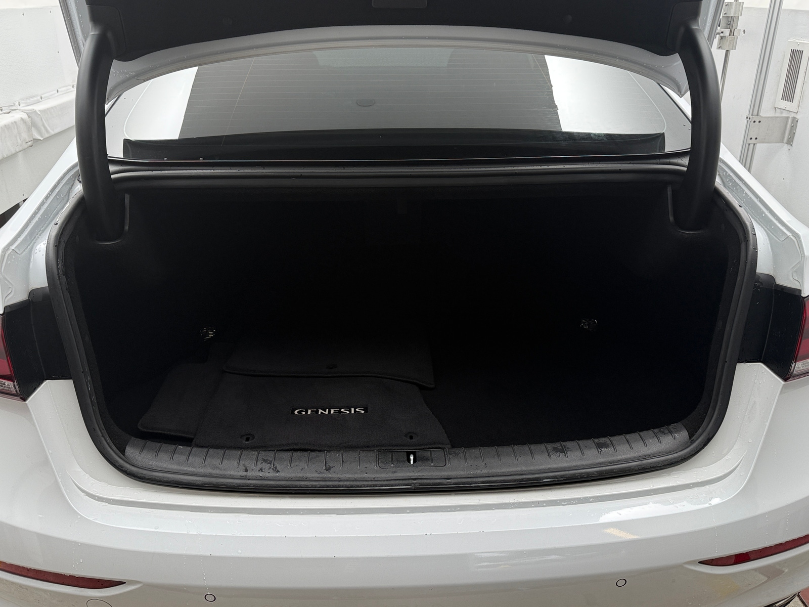 Thumbnail: 2019 Genesis G80 - 6