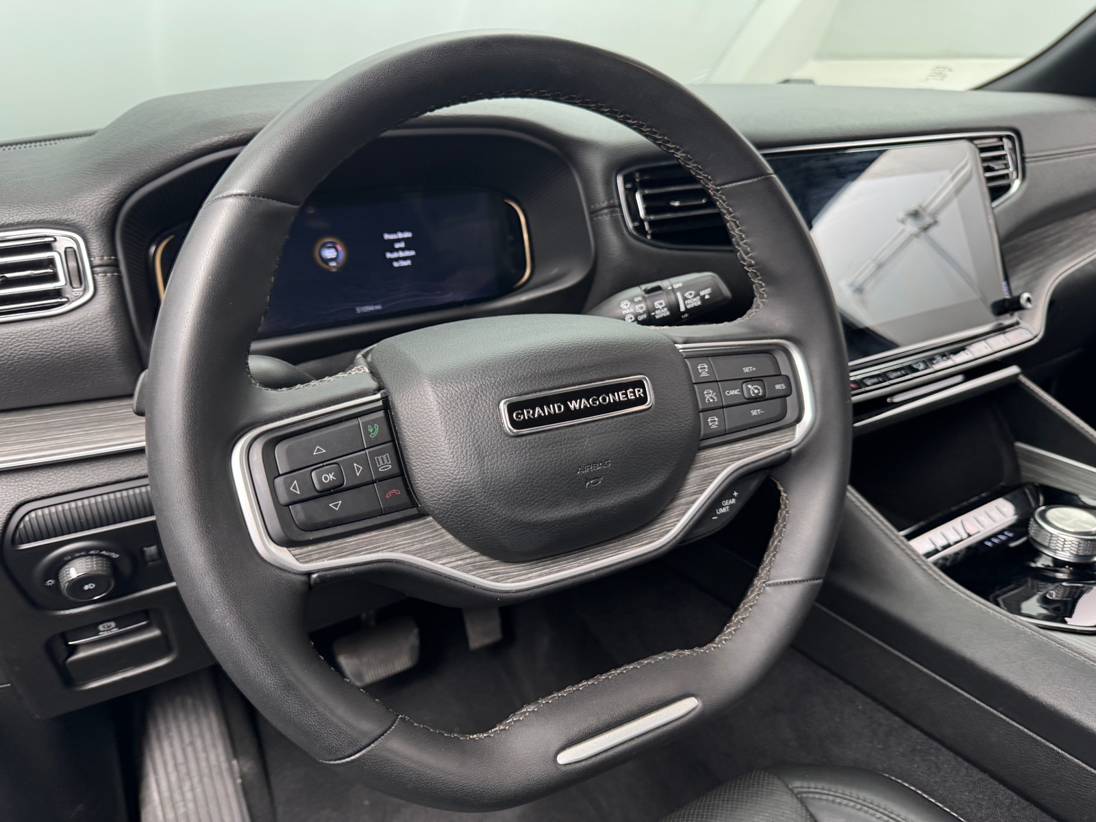Thumbnail: 2023 Jeep Wagoneer - 4