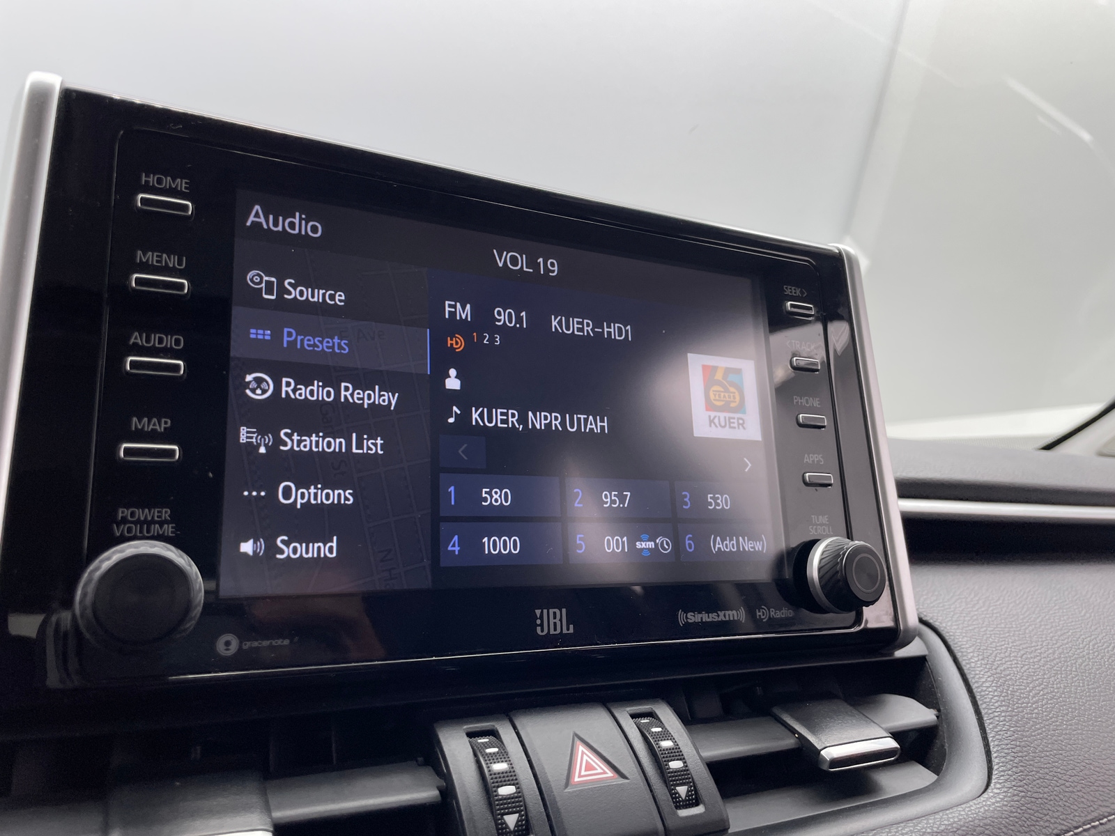 Thumbnail: 2019 Toyota RAV4 - 3