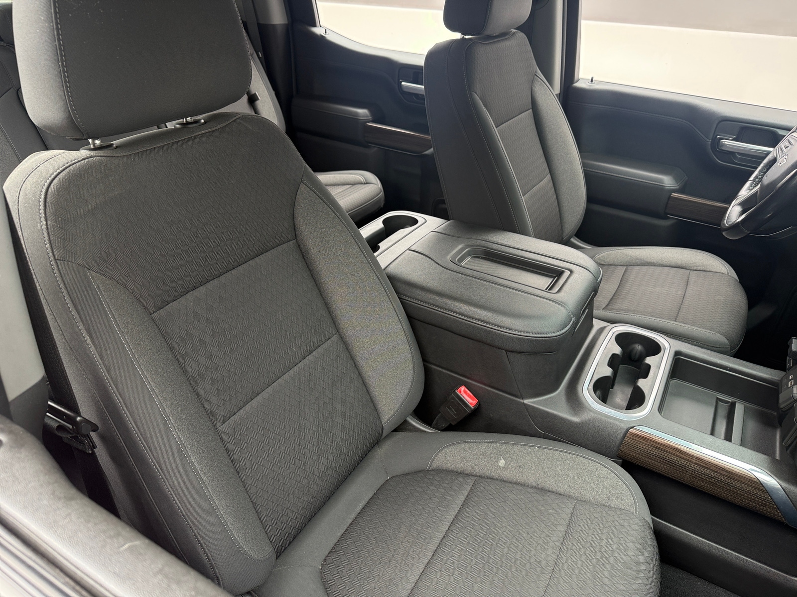 Thumbnail: 2021 Chevrolet Silverado 1500 - 2