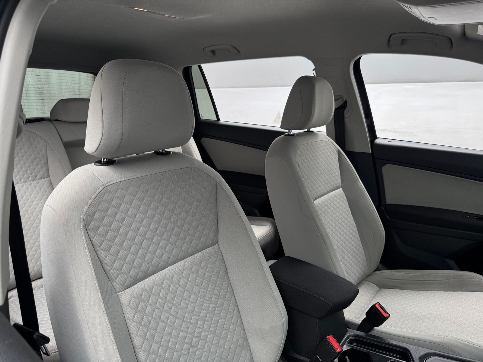 Thumbnail: 2020 Volkswagen Tiguan - 2